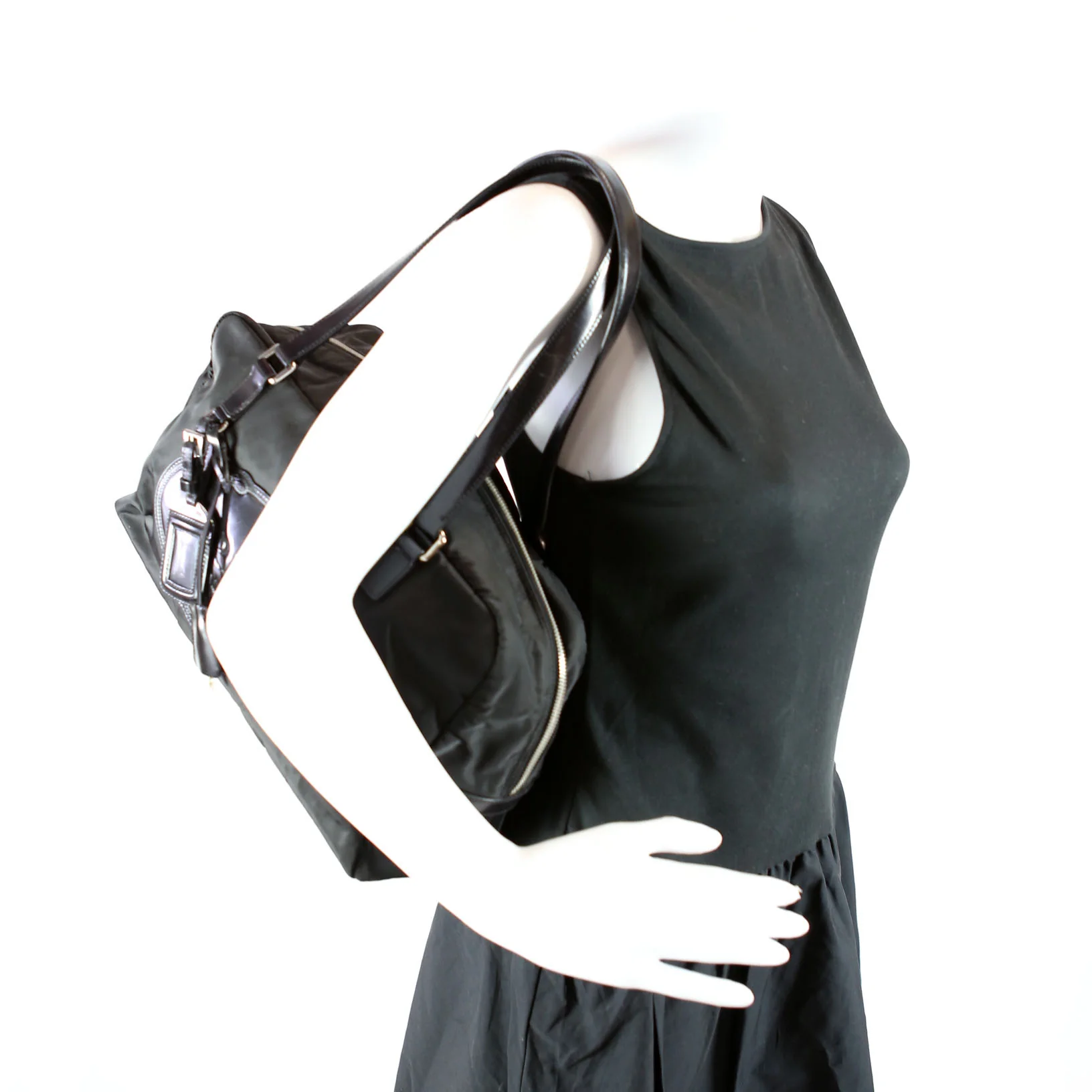 Canapa Tessuto Nylon Patent Leather shoulder Bag Black/Silver - Image 11