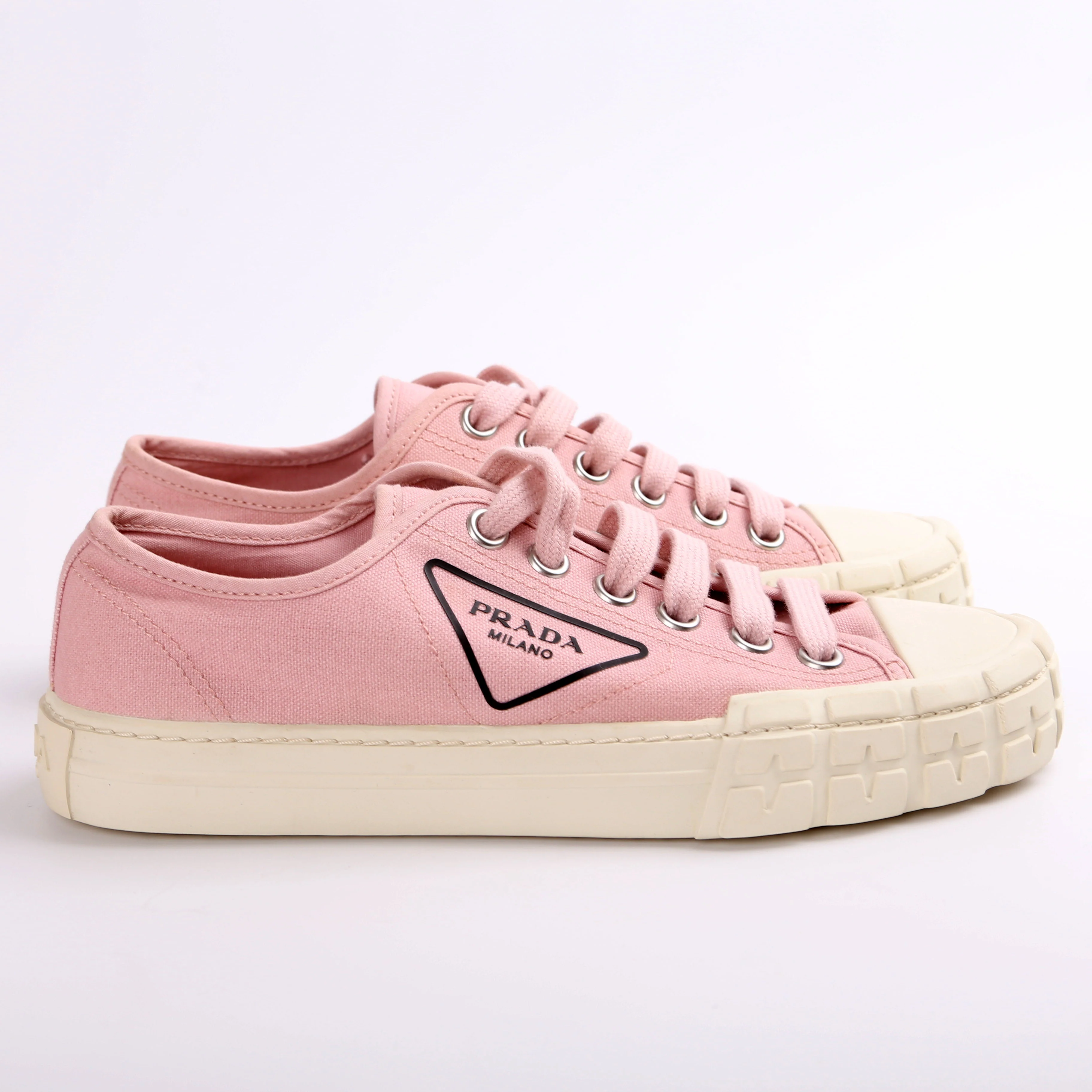 Canvas Logo Wheel Sneakers Size 38 - Image 3