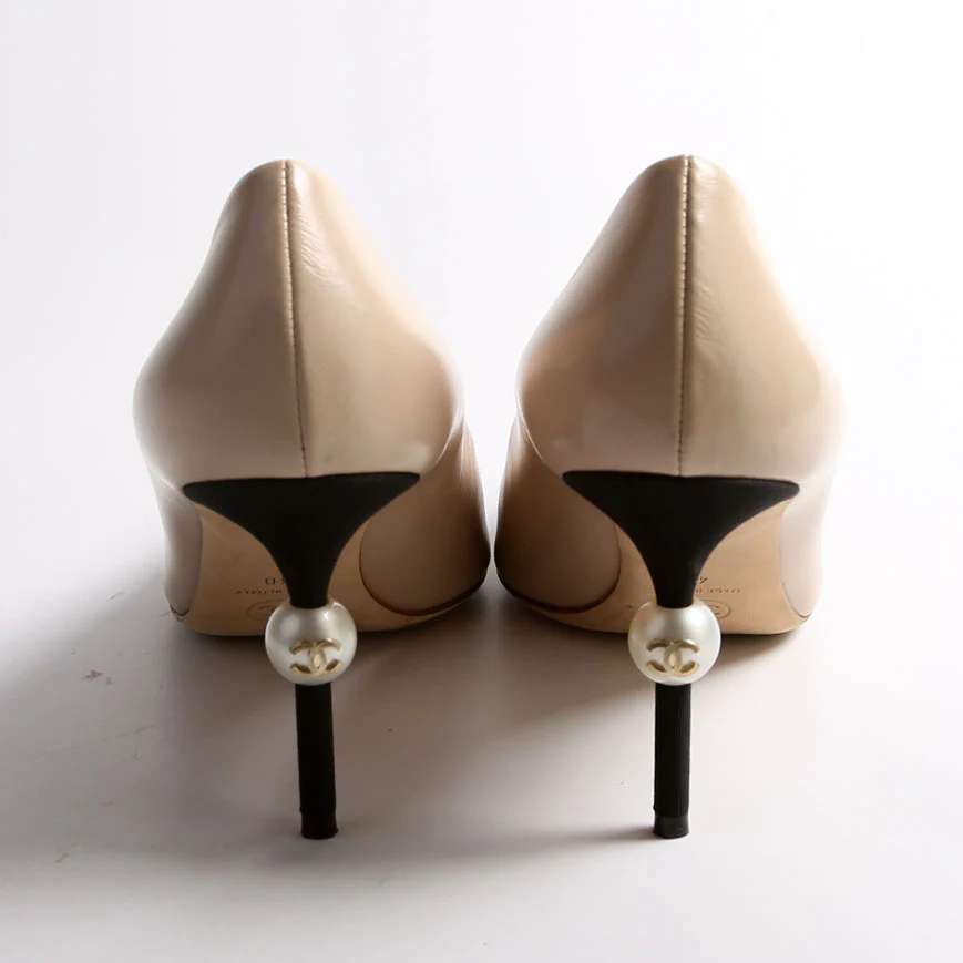 Cap Toe CC Pearl Heels Size 40 Nude/Black - Image 4