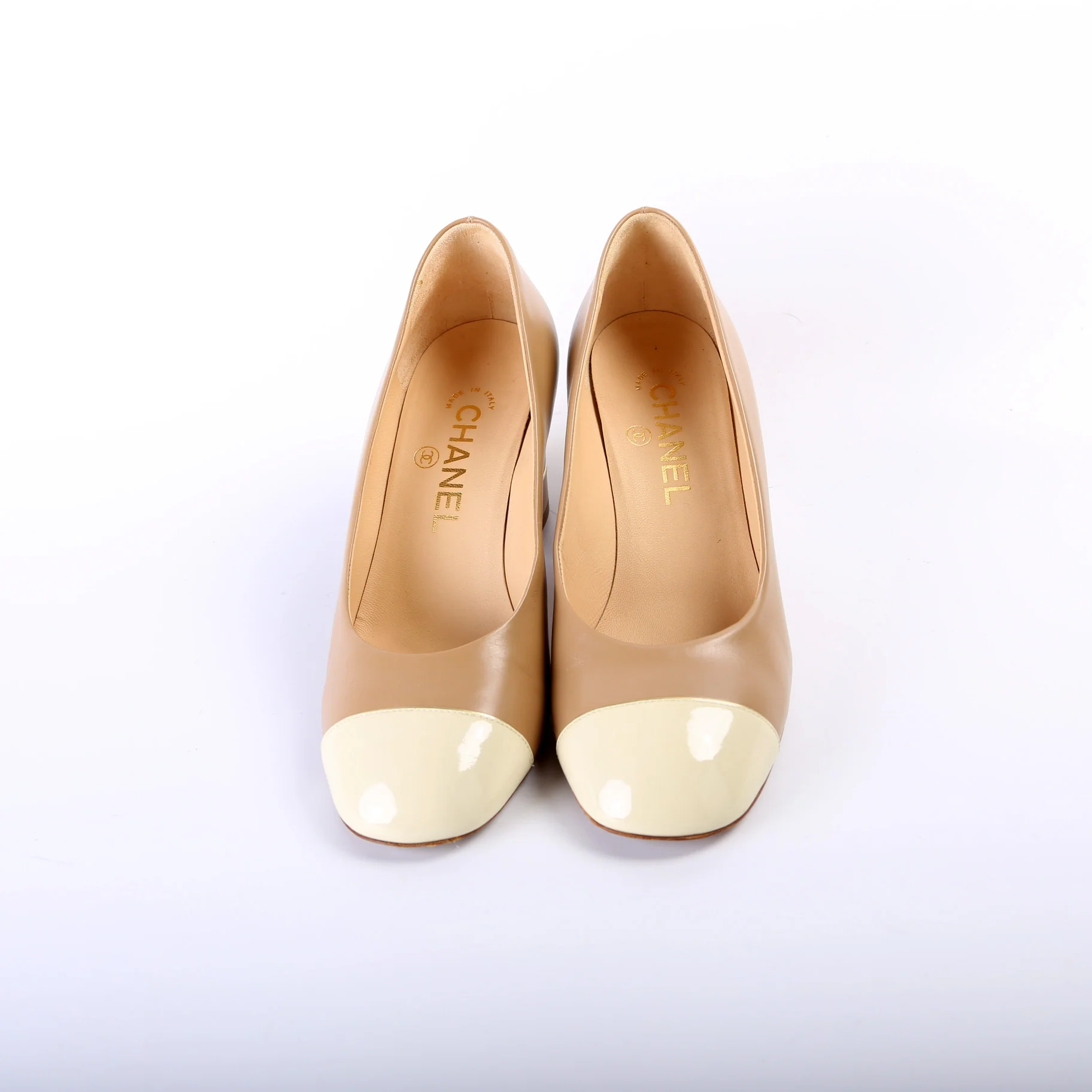 Cap Toe CC Pumps Size 36 - Image 2