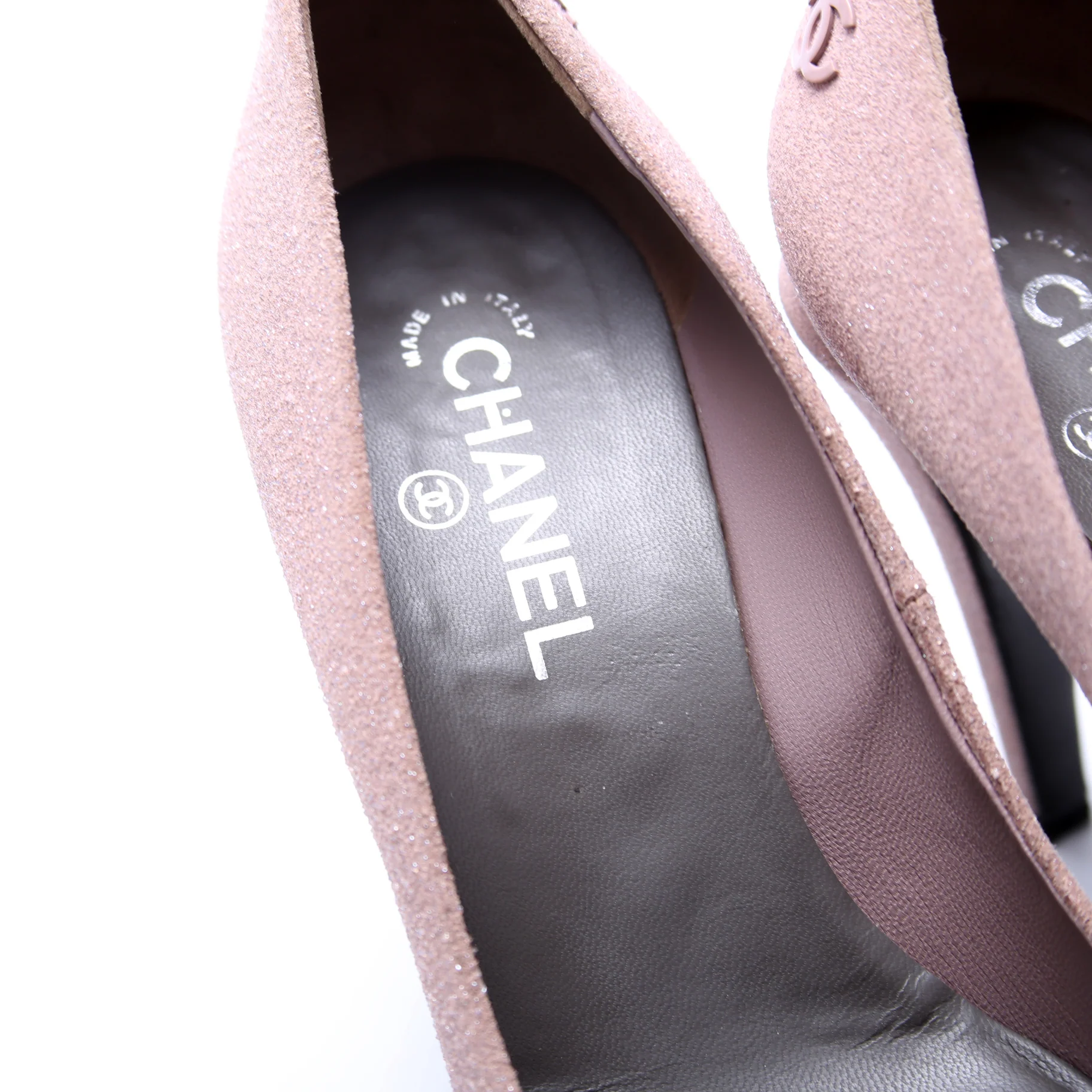 Cap Toe Pumps Size 40 - Image 6