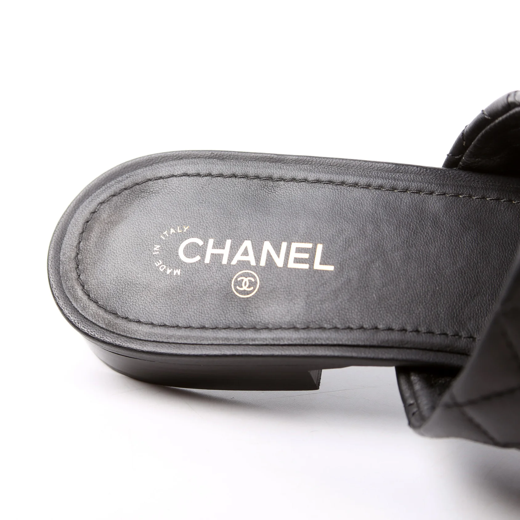 Cap Toe Quilted Chain Mules Size 39.5 - Image 8