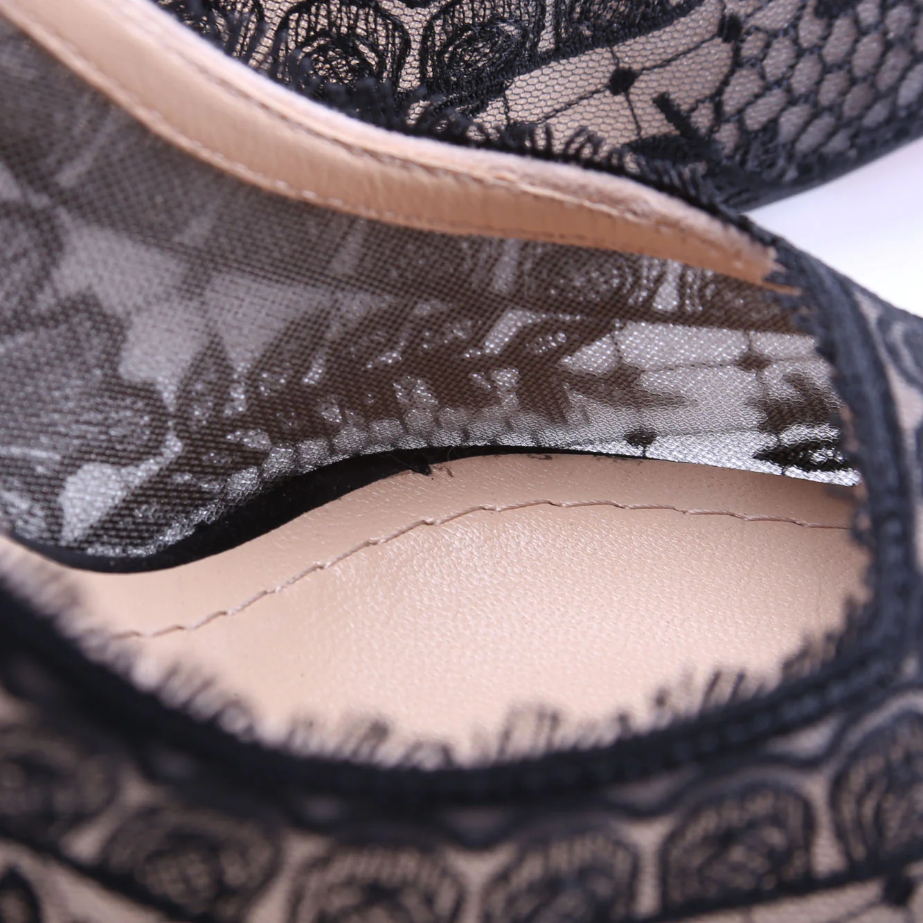 Capture Illusion Lace Pumps Size 39.5 Black - Image 6