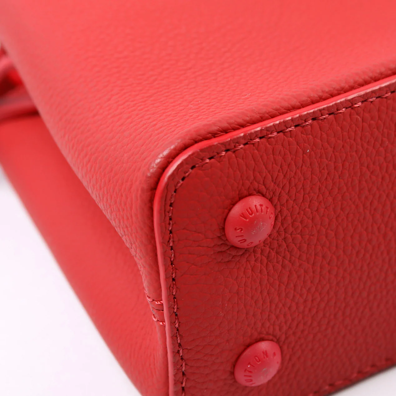 Capucines Mini Taurillon Monochrome Red - Image 5