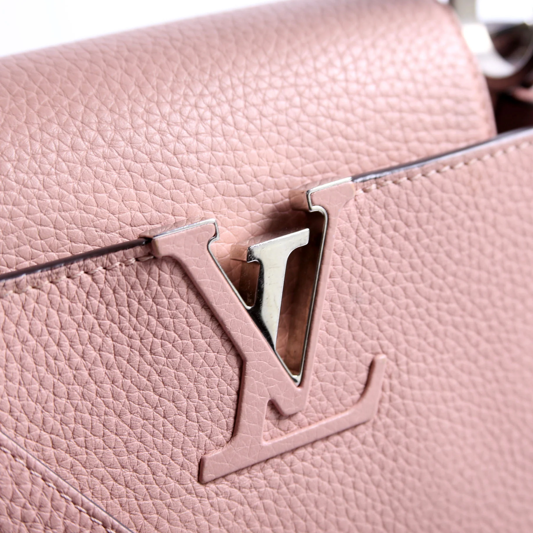 Capucines PM Taurillon Pink - Image 6