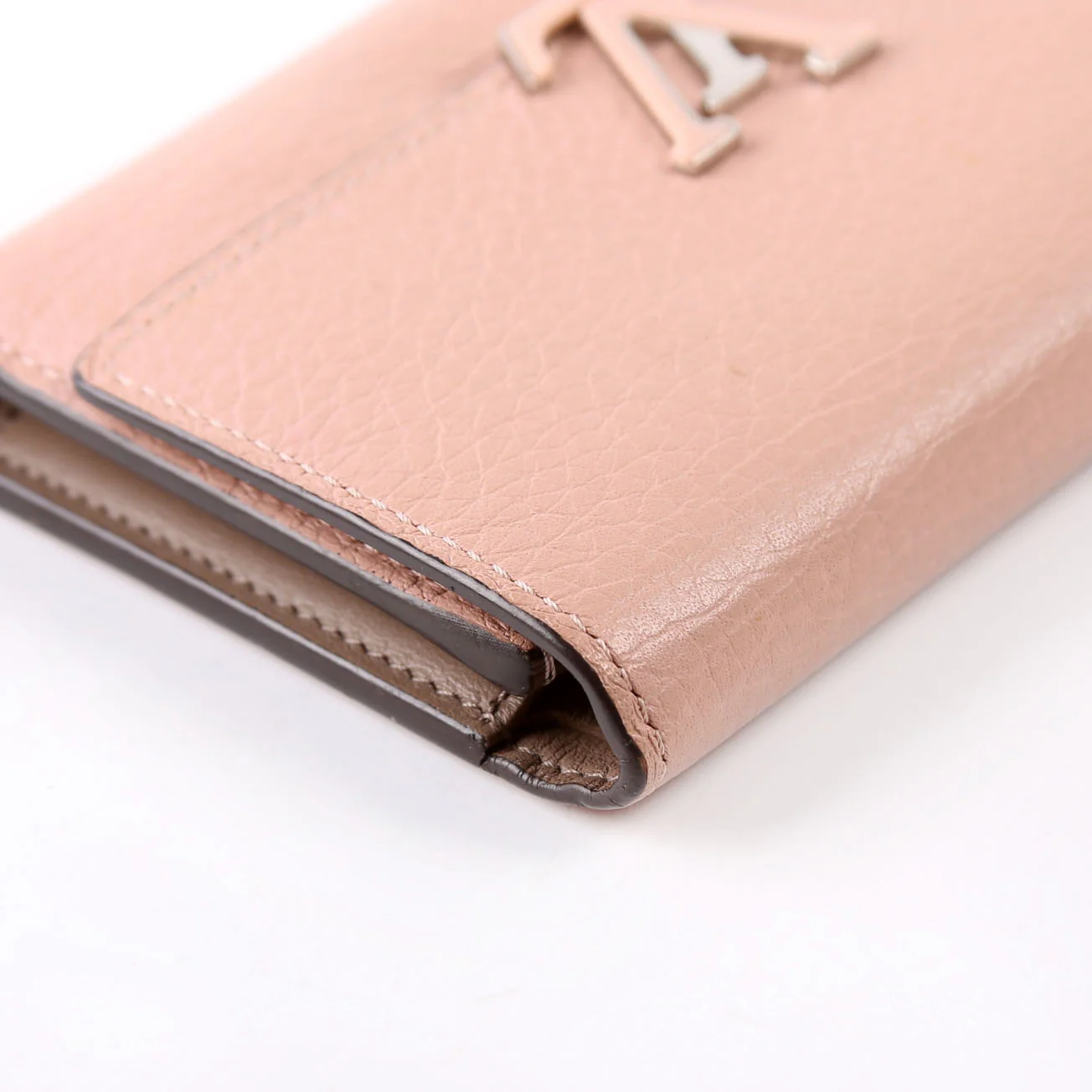 Capucines Wallet Compact Nude - Image 8