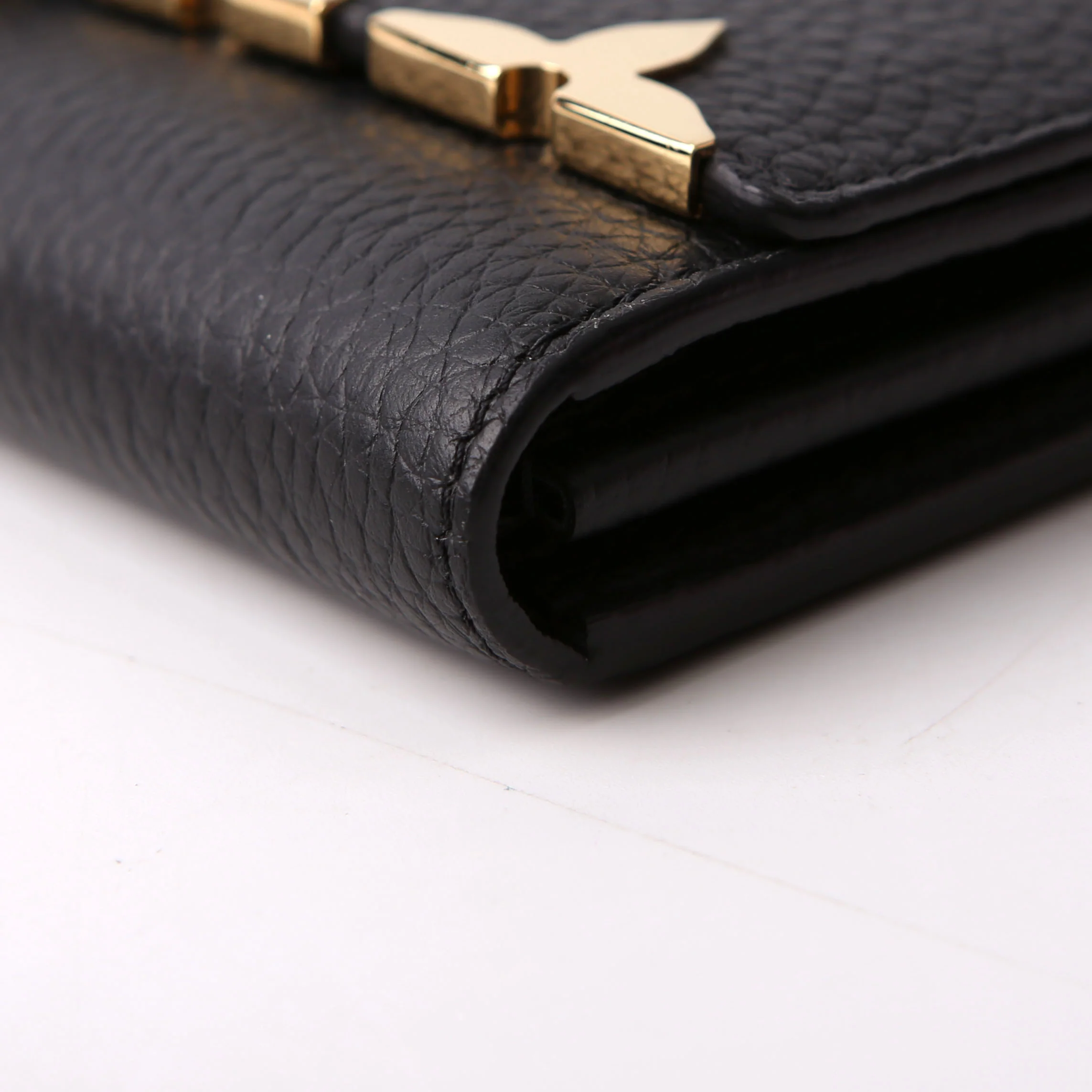 Capucines Wallet Taurillon Flower Black - Image 6