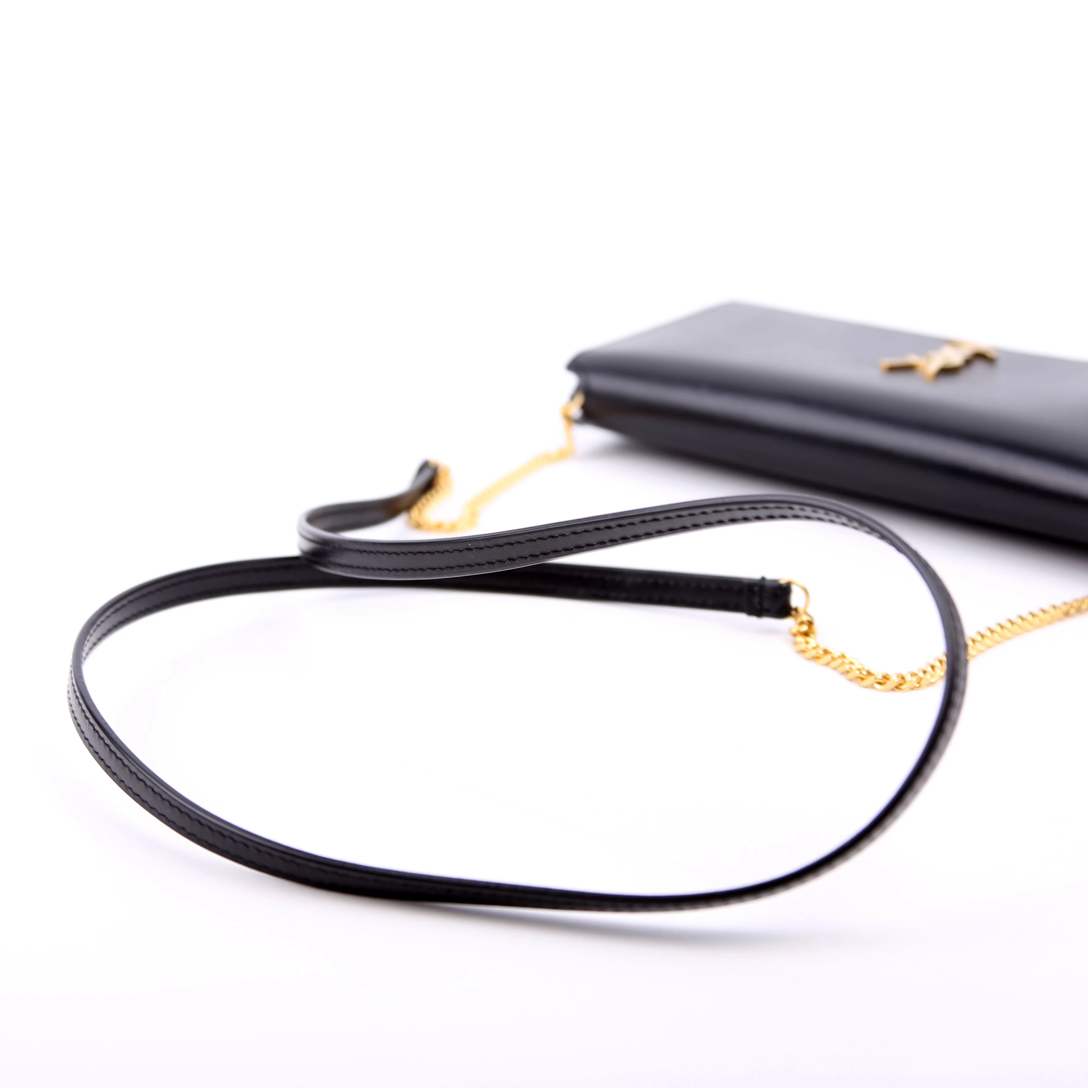 Cassandra Phone Holder With Strap Black - Image 8