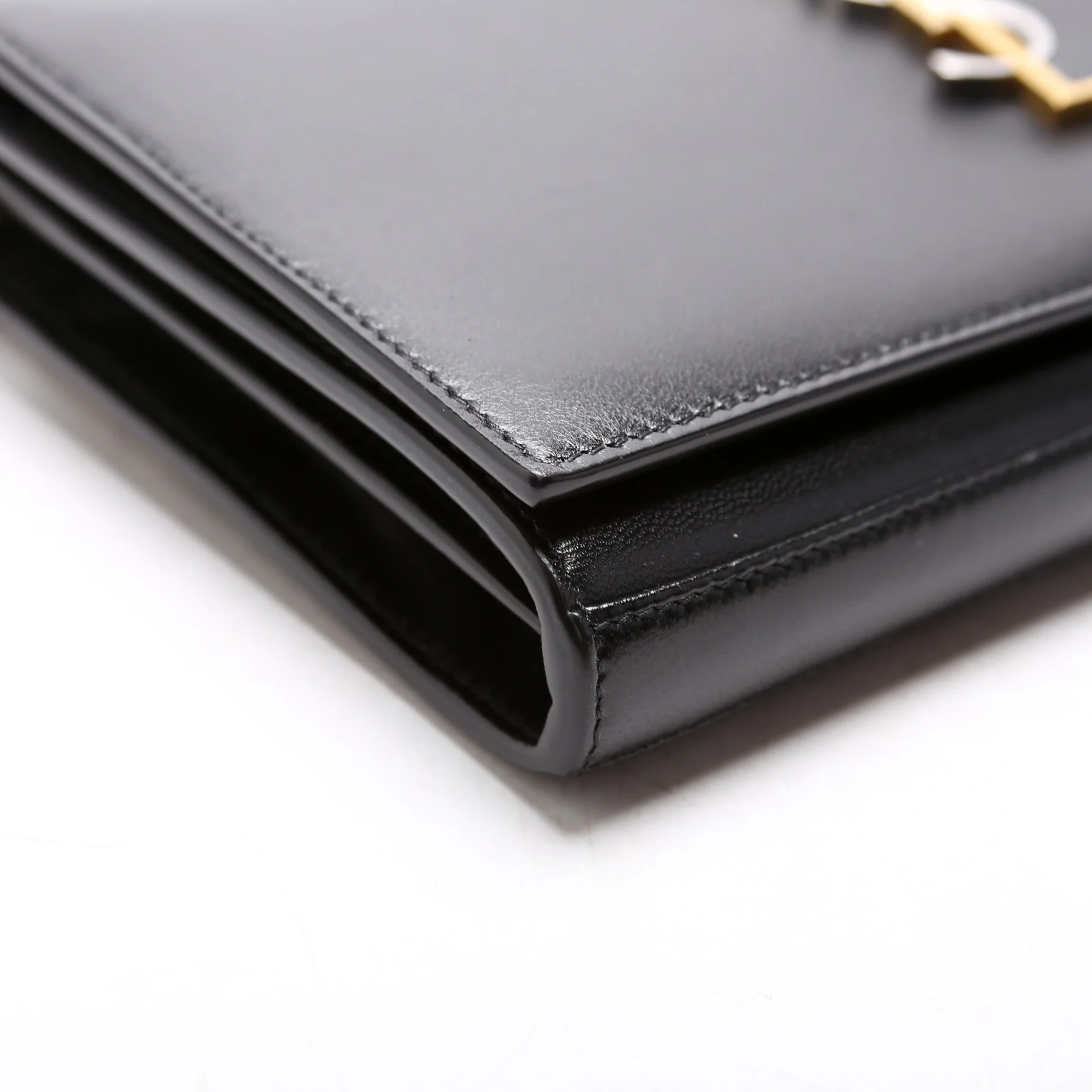 Cassandre Chain Wallet Black - Image 6