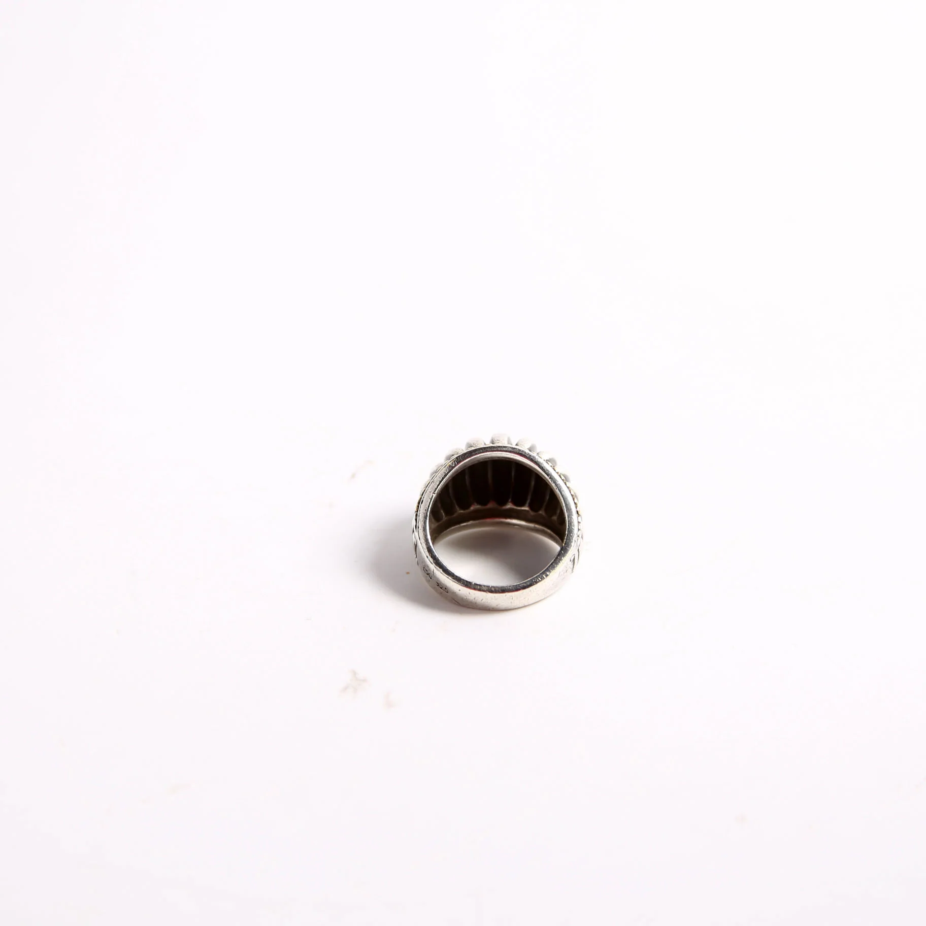Caviar Wide Fluted Band Size 8 - Image 2