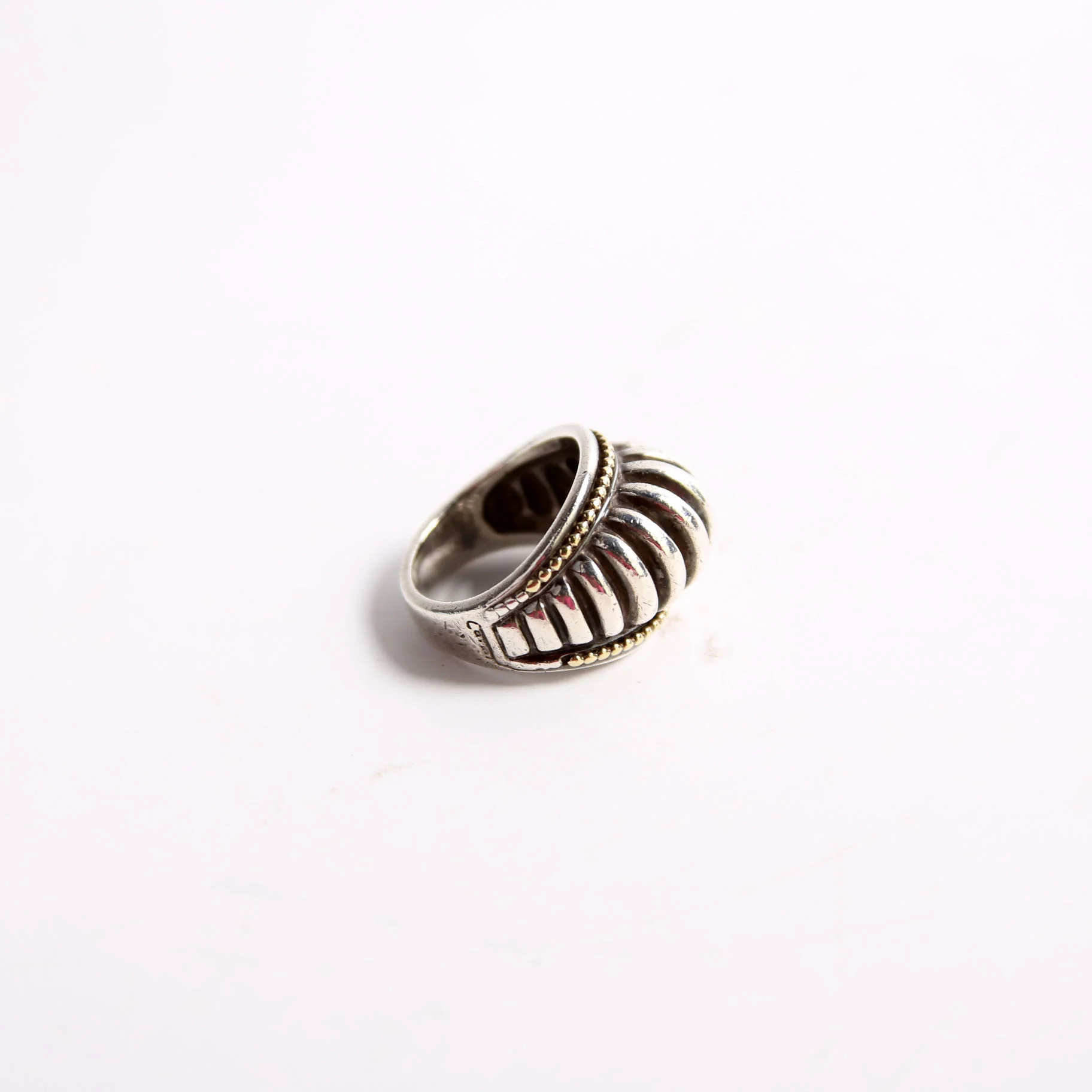 Caviar Wide Fluted Band Size 8 - Image 3
