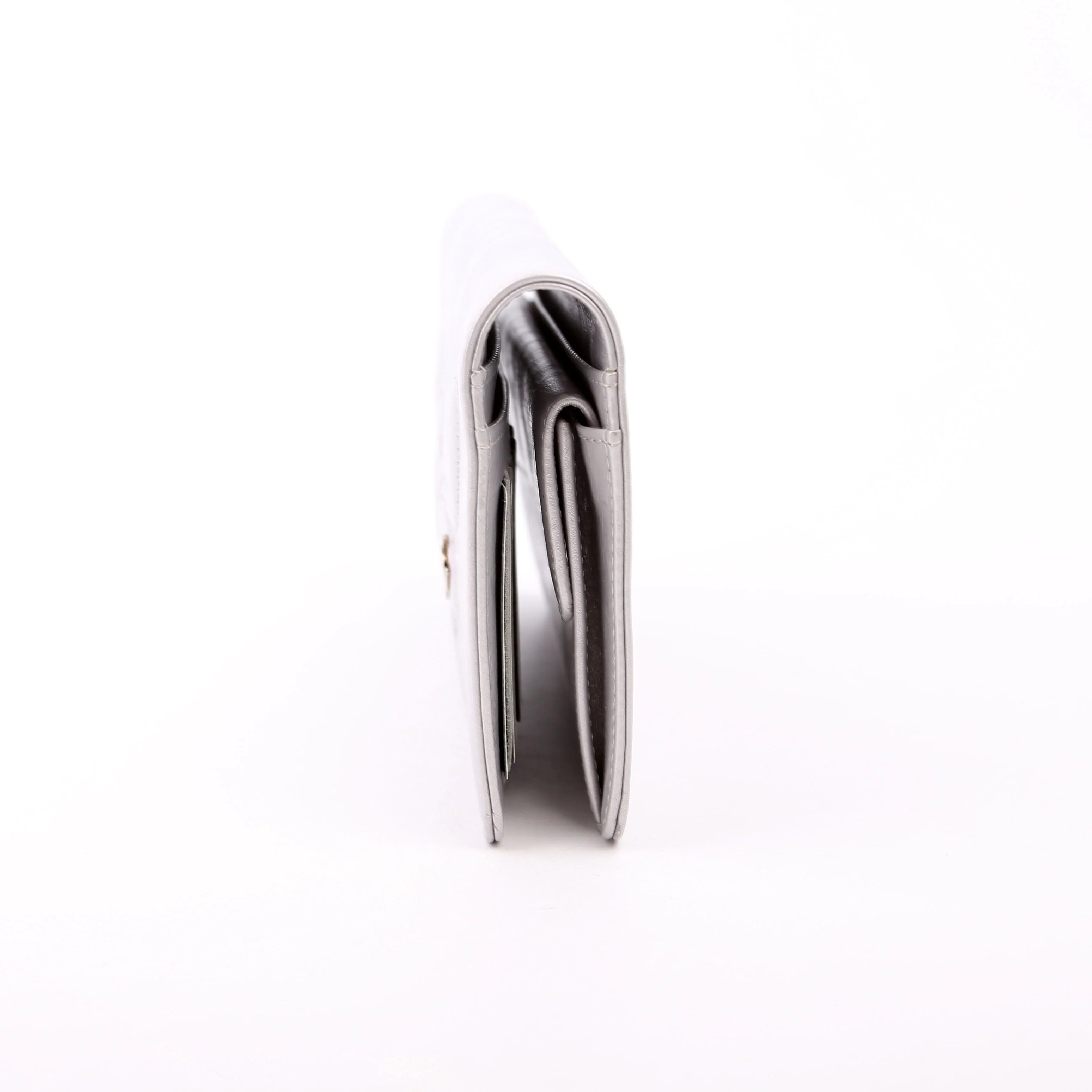 CC Bow Bi-Fold Wallet Metallic 12M Silver - Image 4