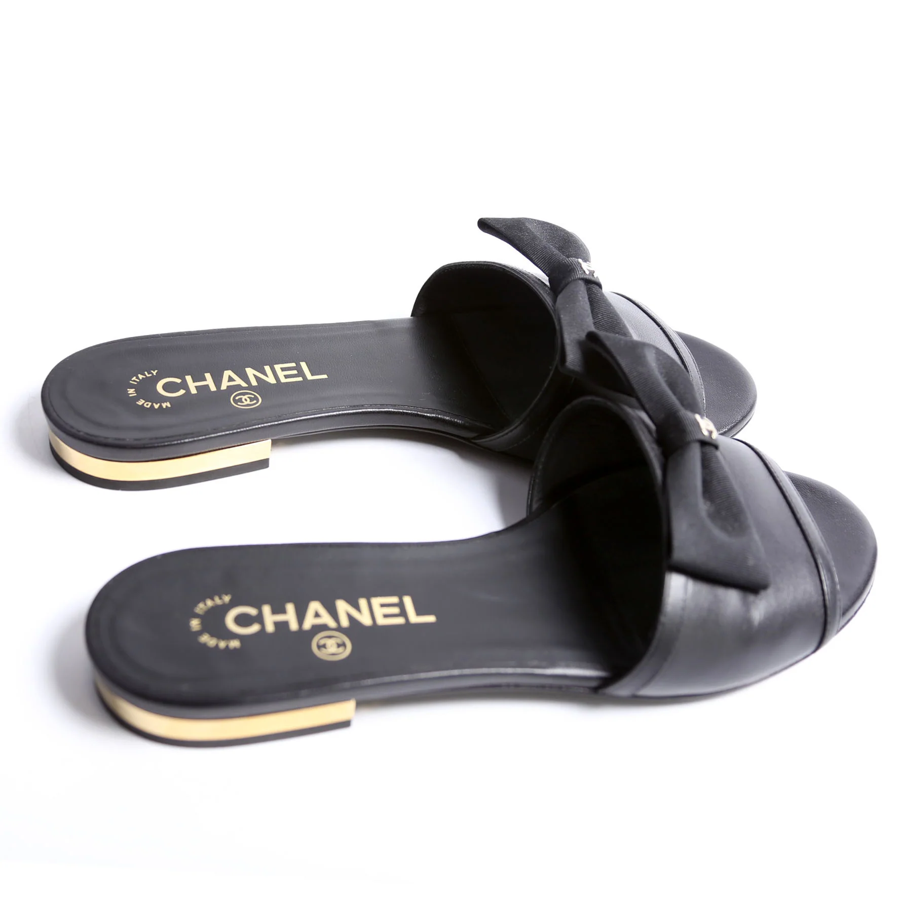 CC Bow Slide Sandals Calfskin Size 37.5 Black - Image 7