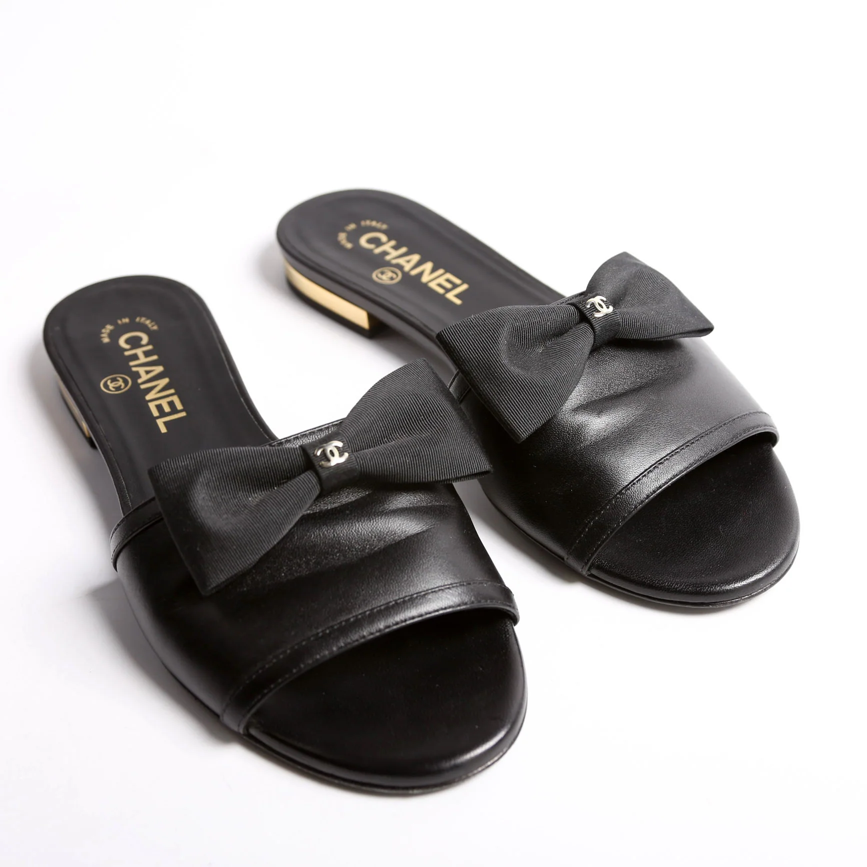 CC Bow Slide Sandals Calfskin Size 37.5 Black - Image 9