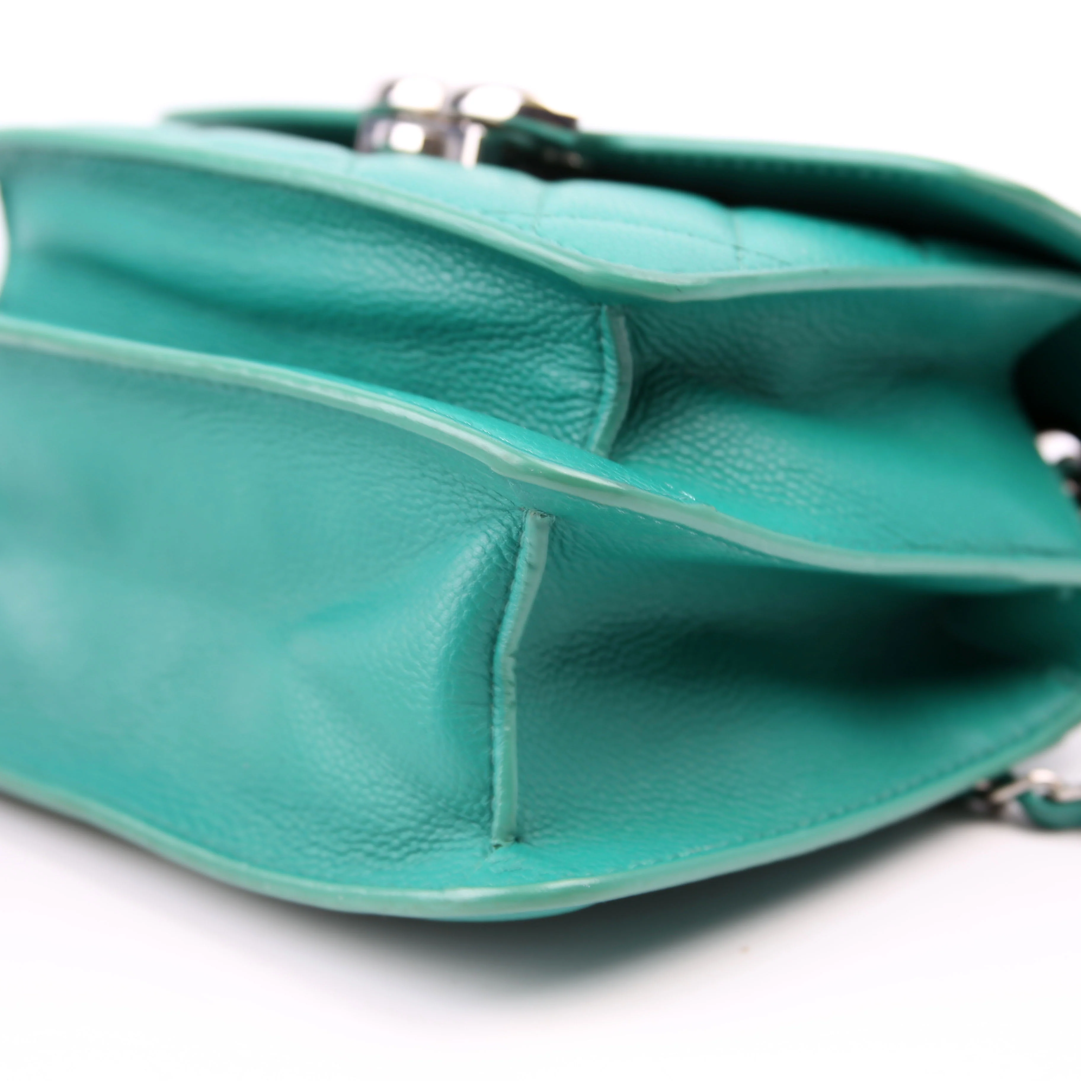 CC Box Flap Bag Small Quilted Caviar 23M Green - Image 7
