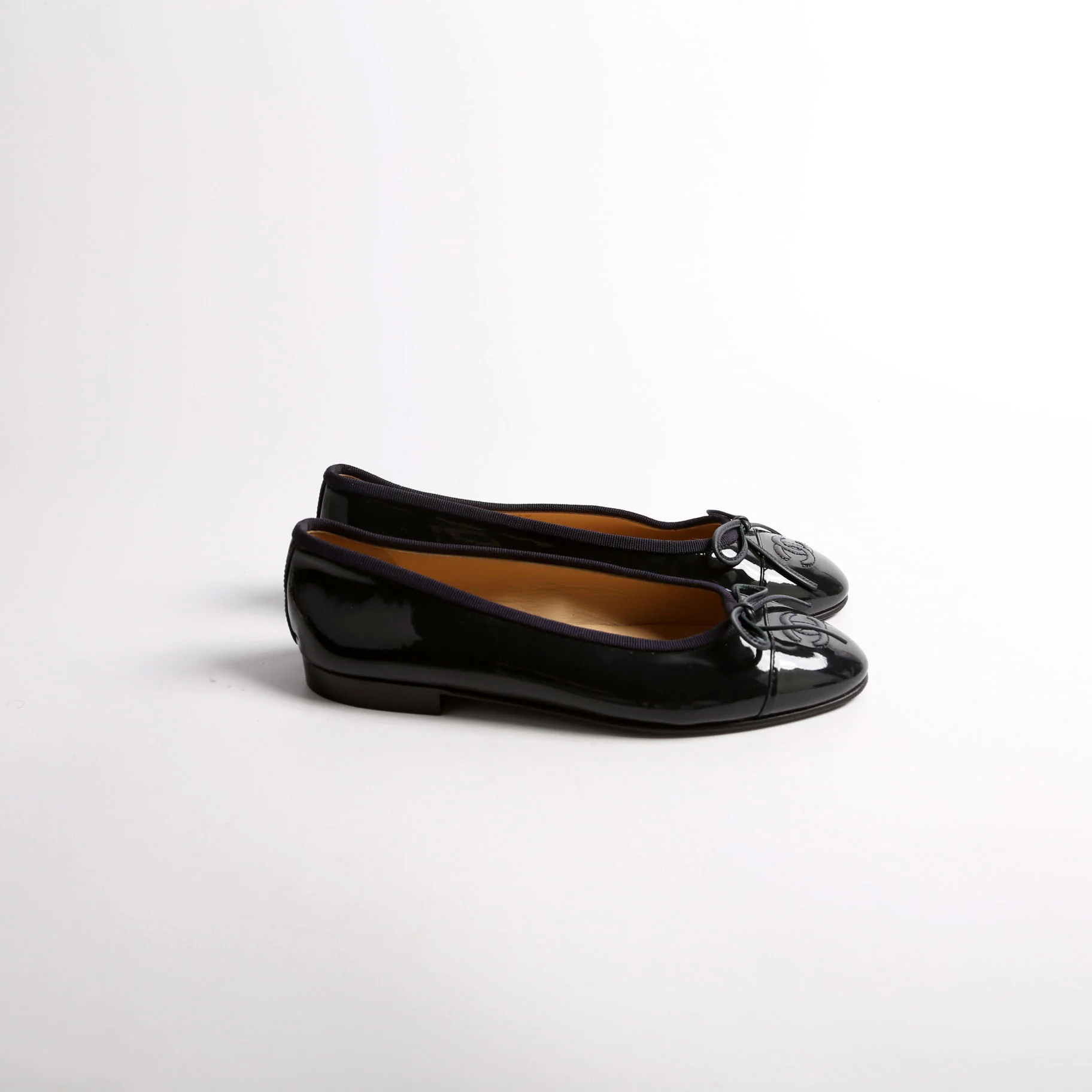 CC Cap Toe Ballet Flats Size 35.5 Navy - Image 5