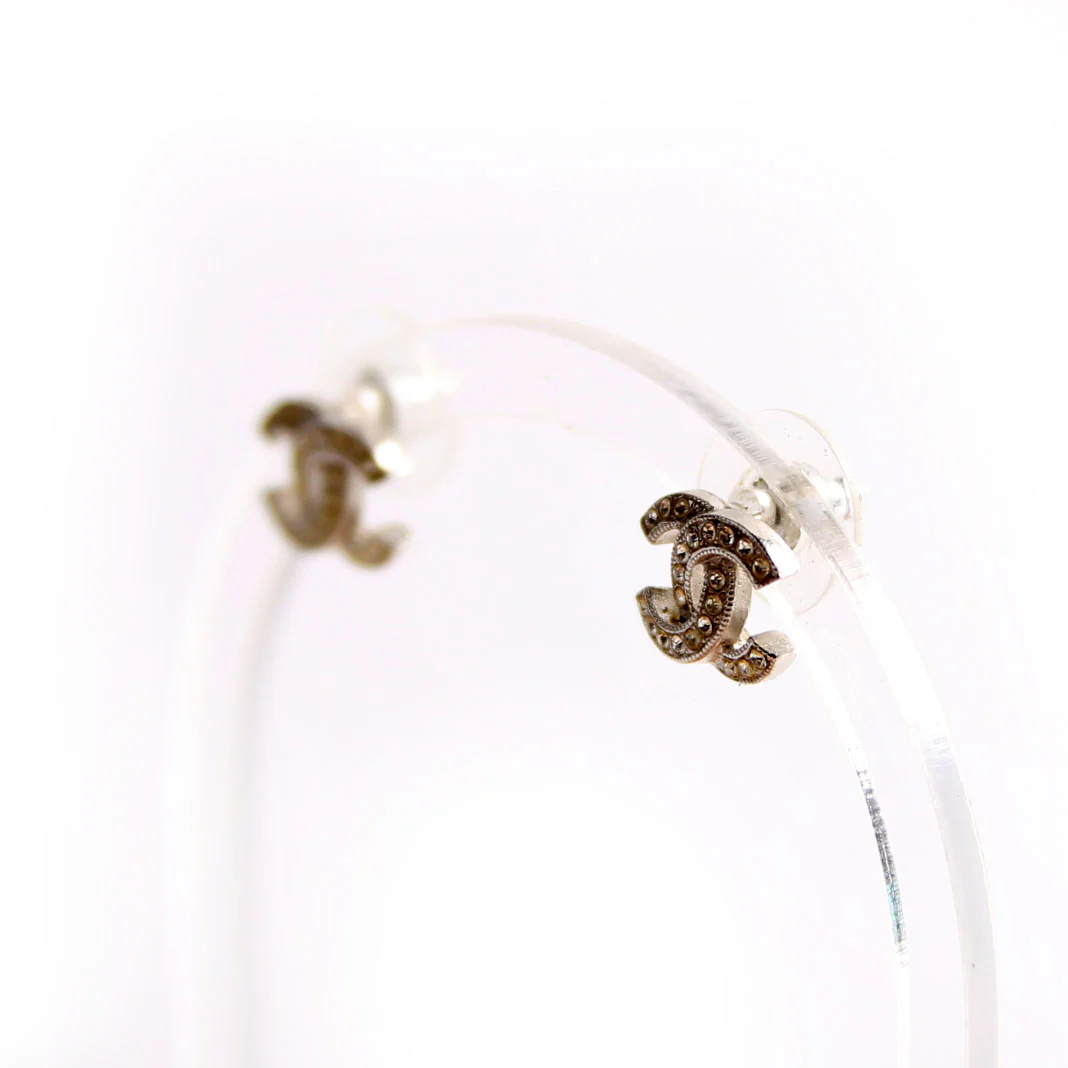 CC Crystal Stud Earrings Silver - Image 2
