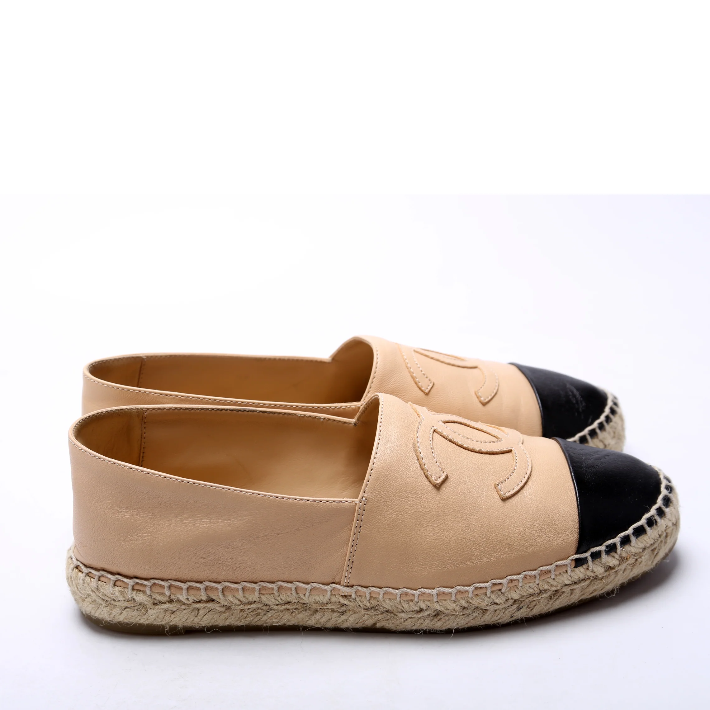 CC Espadrilles Size 37 Beige/Black - Image 3
