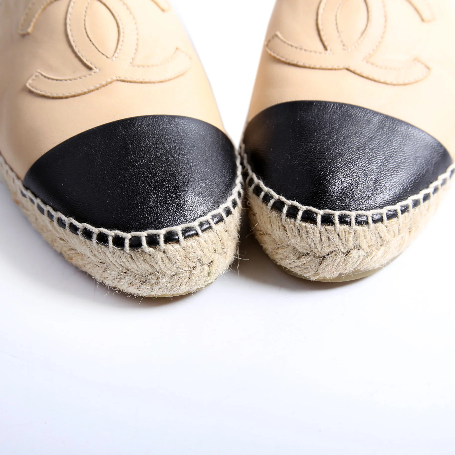 CC Espadrilles Size 38 Tan/Black - Image 7