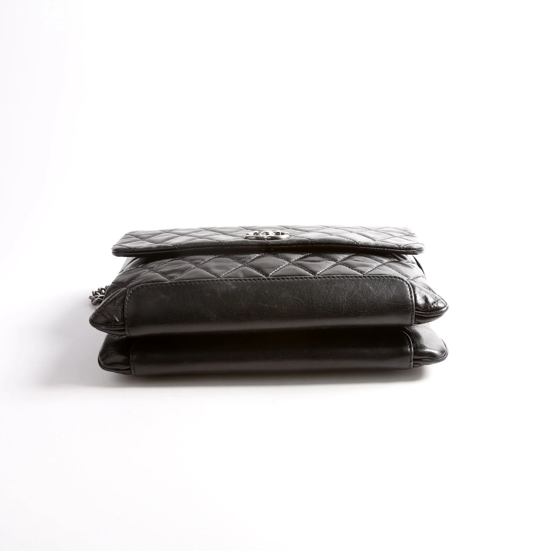 CC Flap Bag Aged Calfskin 17M Black - Image 3