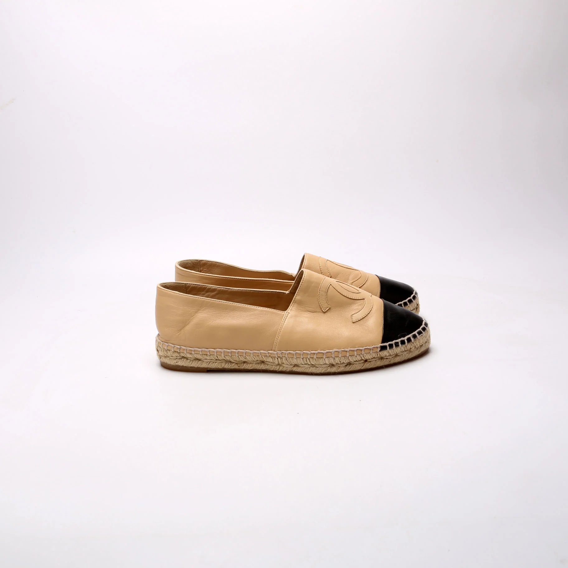 CC Logo Espadrilles Size 41 Tan/Black - Image 5