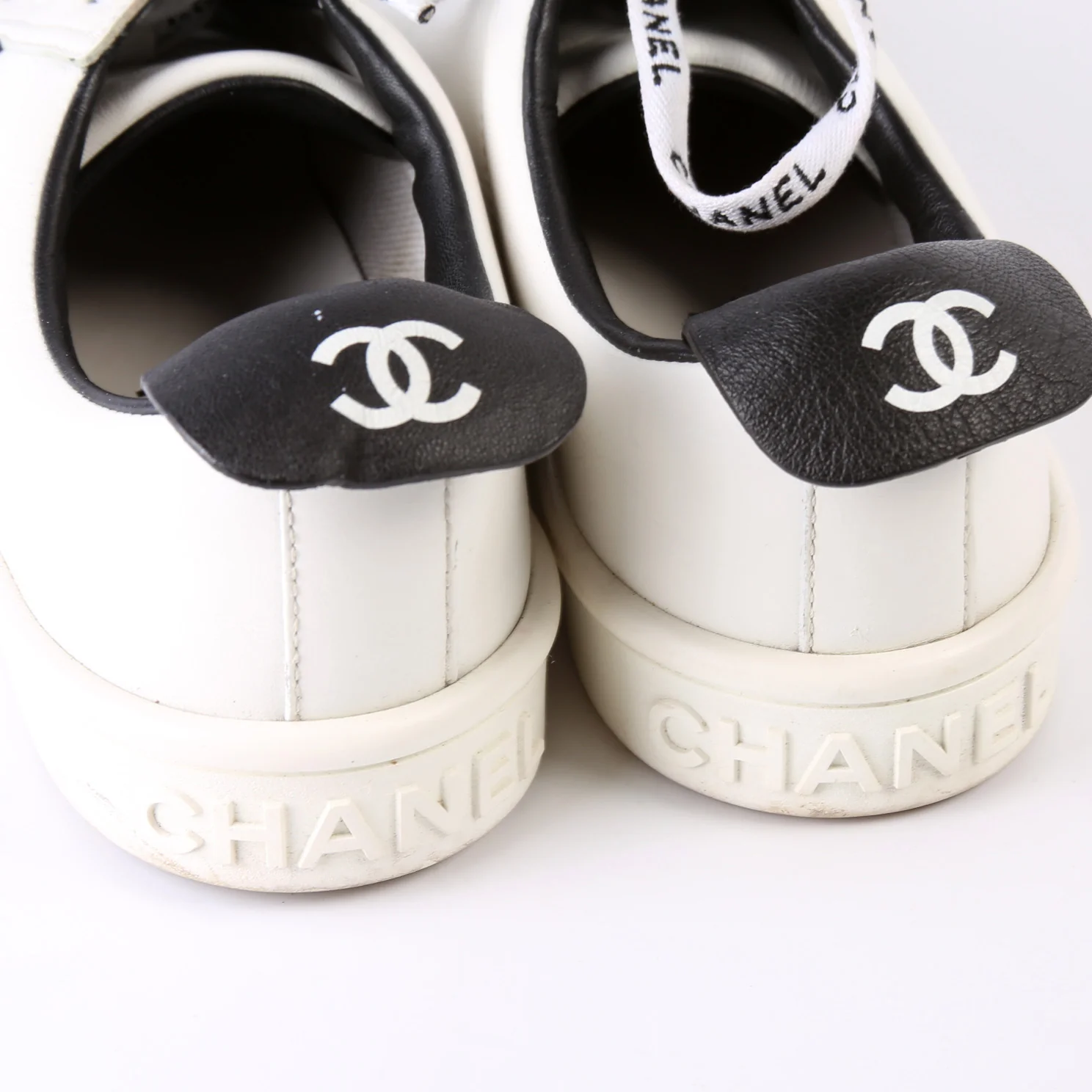CC Logo Leather Sneakers Size 36.5 - Image 9
