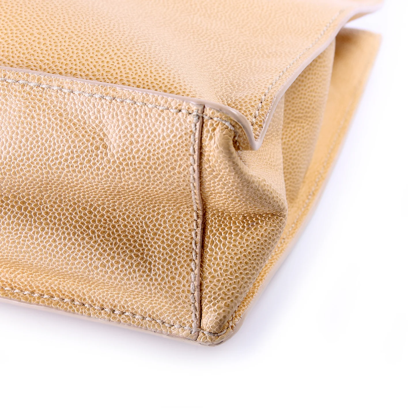 CC Matelasse Tote Caviar 7M - Image 7