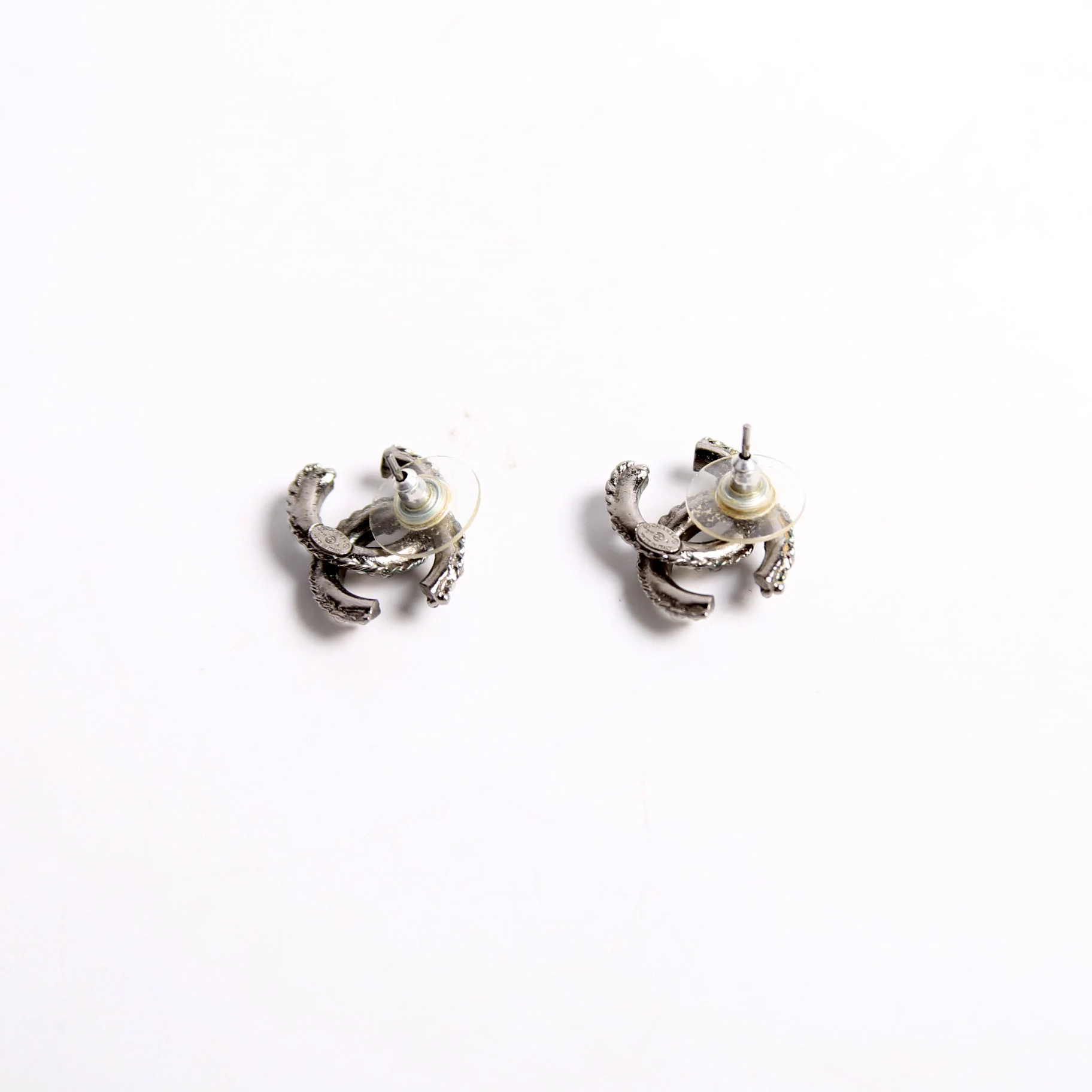 CC Pearl/Enamel Studs - Image 4