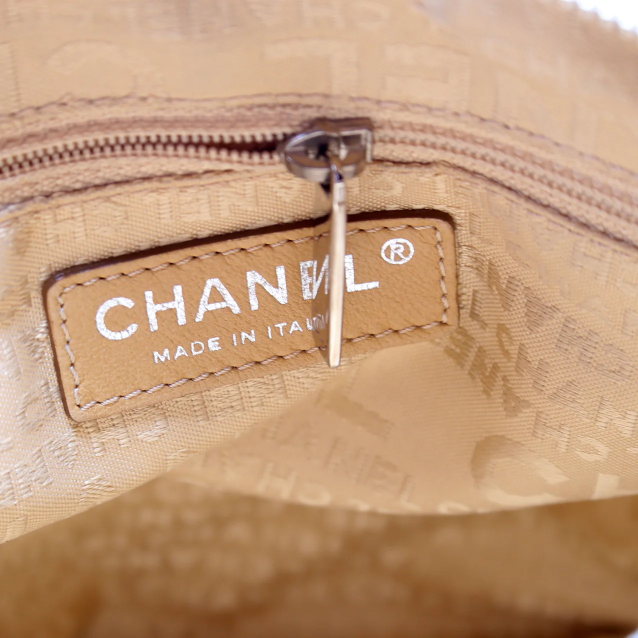 CC Pocket Accordion Shoulder Bag Lambskin 10M Tan - Image 12
