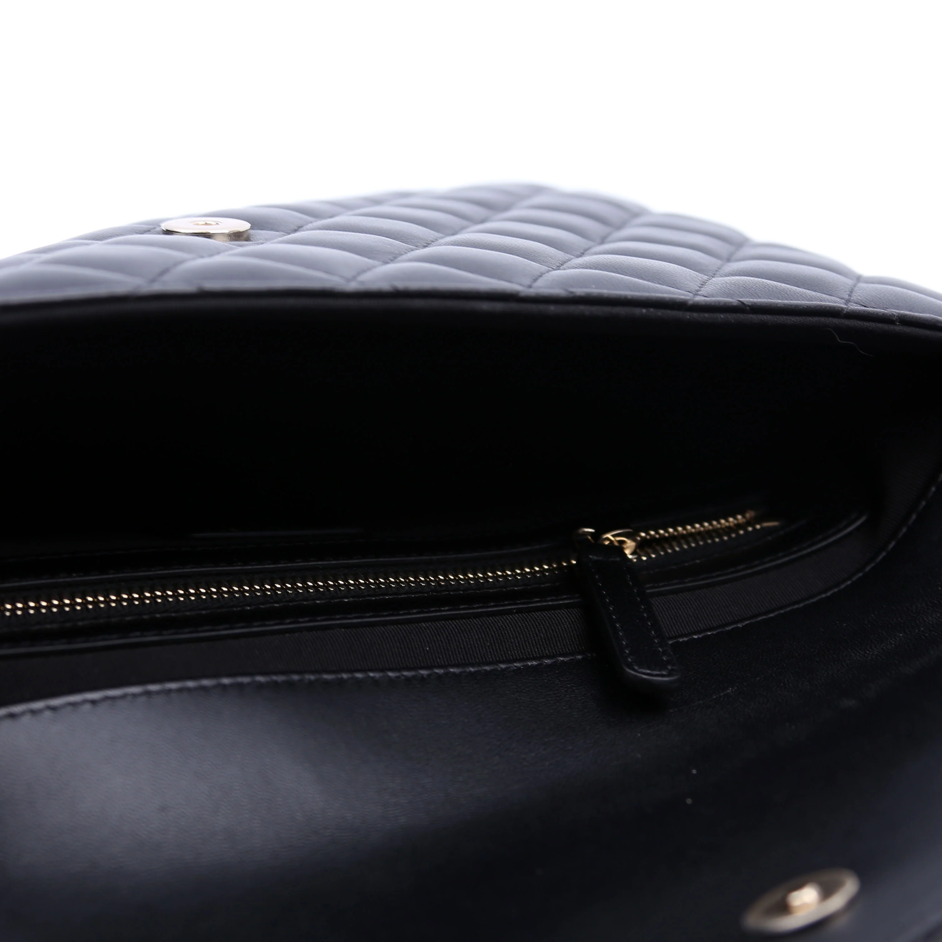CC Quilted Flap Clutch 31M Black - Image 11