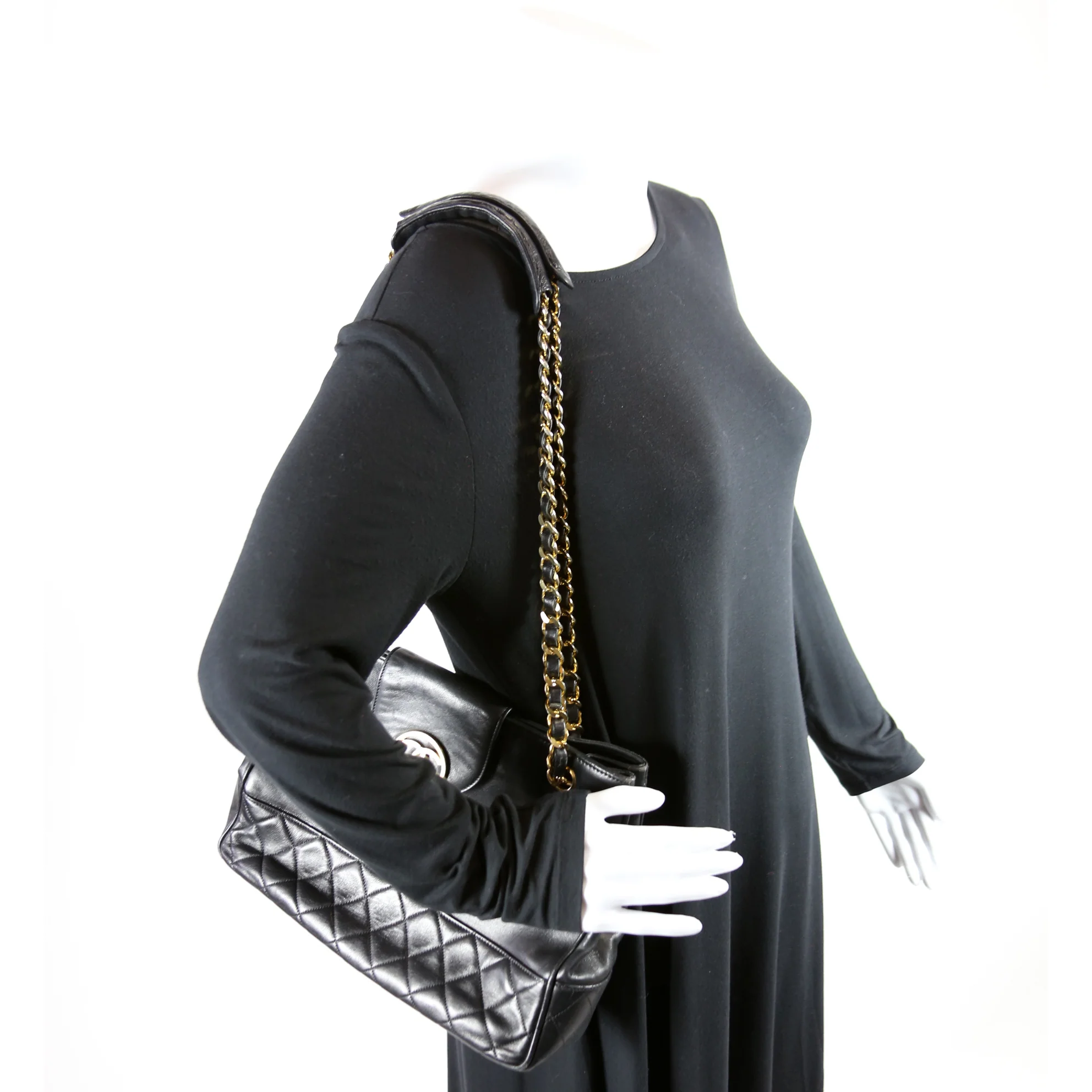 CC Quilted Lambskin Chain Shopper Vintage 1M Black - Image 19