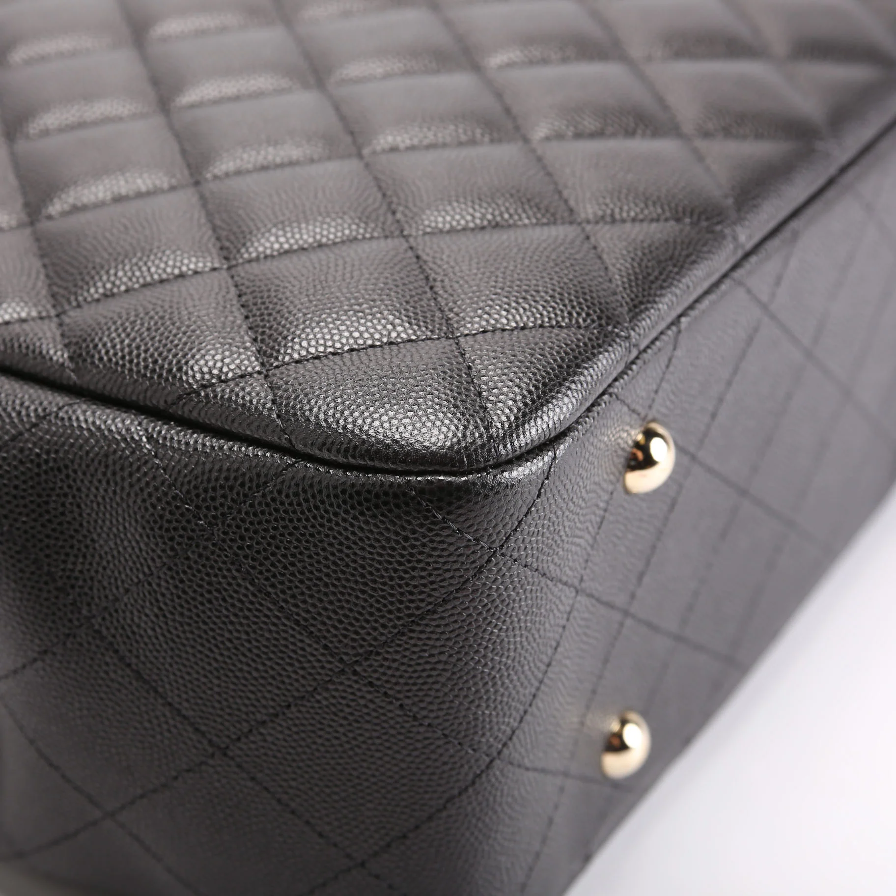 CC Shopper Tote Large Caviar RFID Black - Image 5