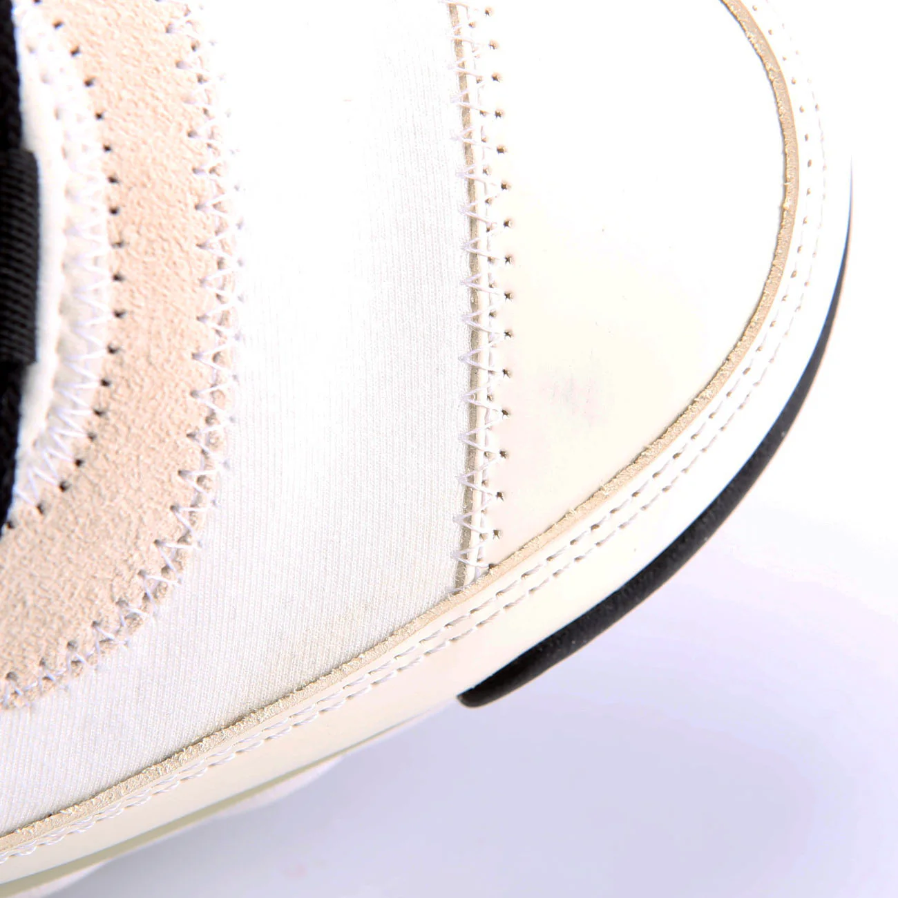 CC Suede Leather Trainers Size 41.5 - Image 5