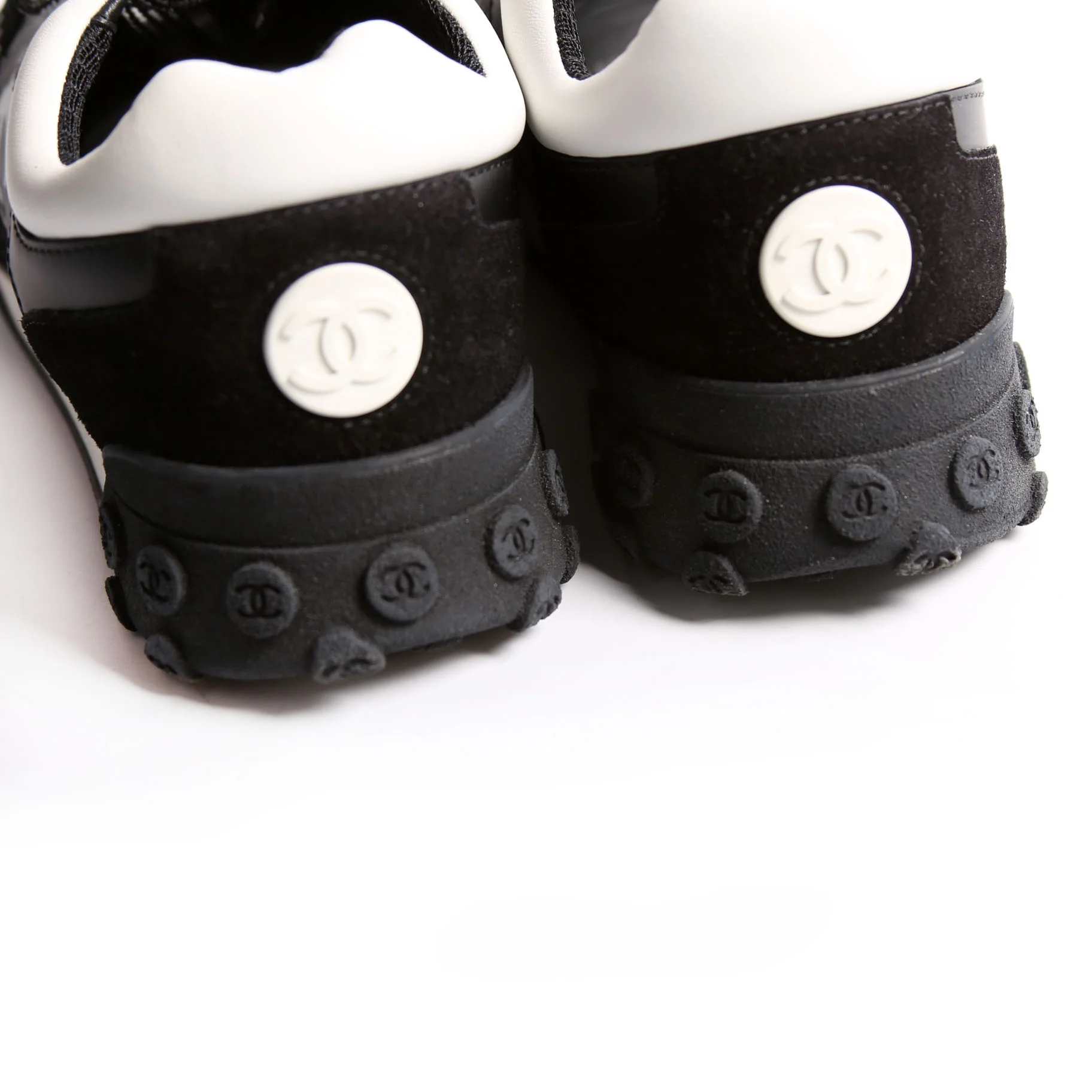 CC Suede/Nylon Low Top Sneakers Size 40.5 Black/White/Gray - Image 9