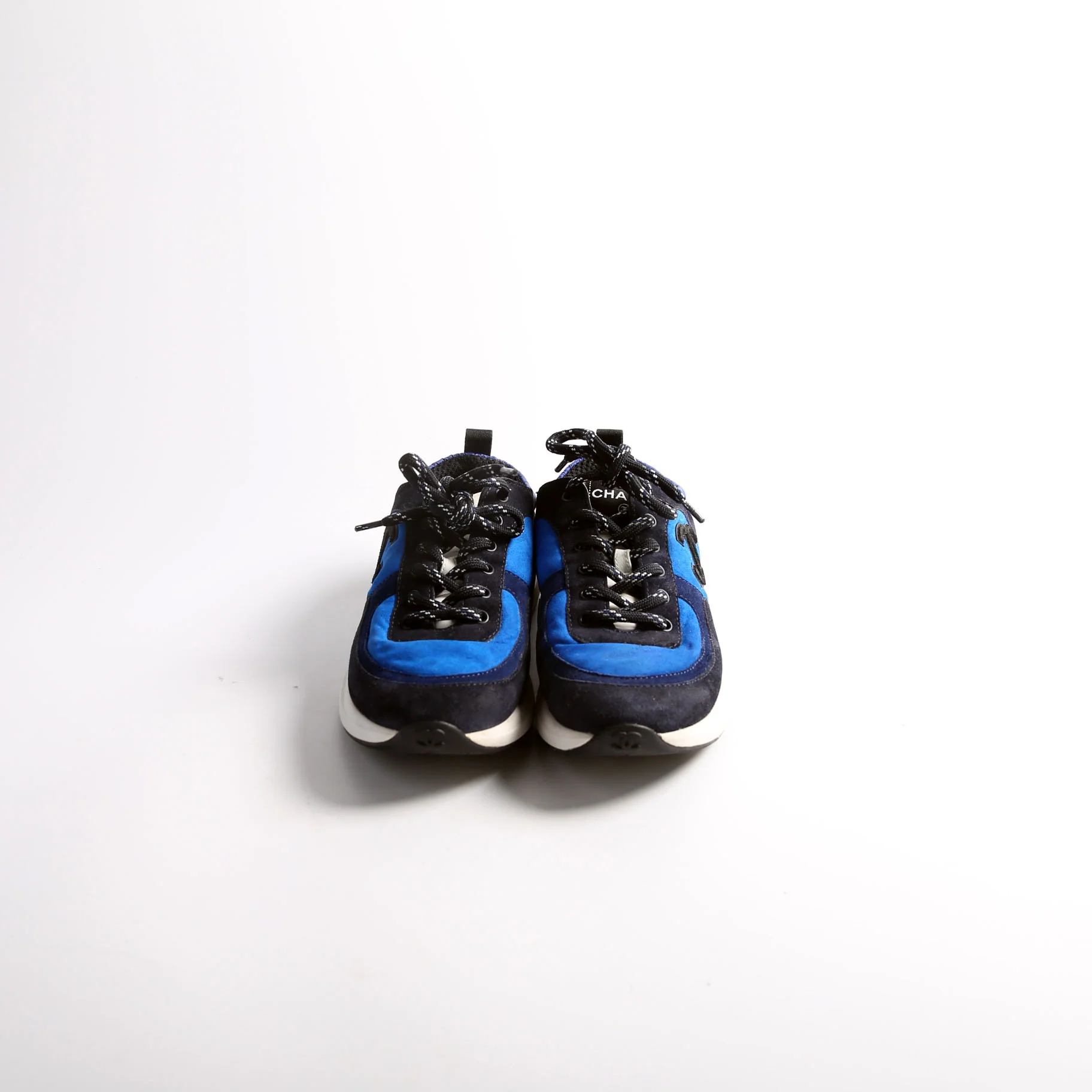 CC Suede Trainers Size 39 - Image 2