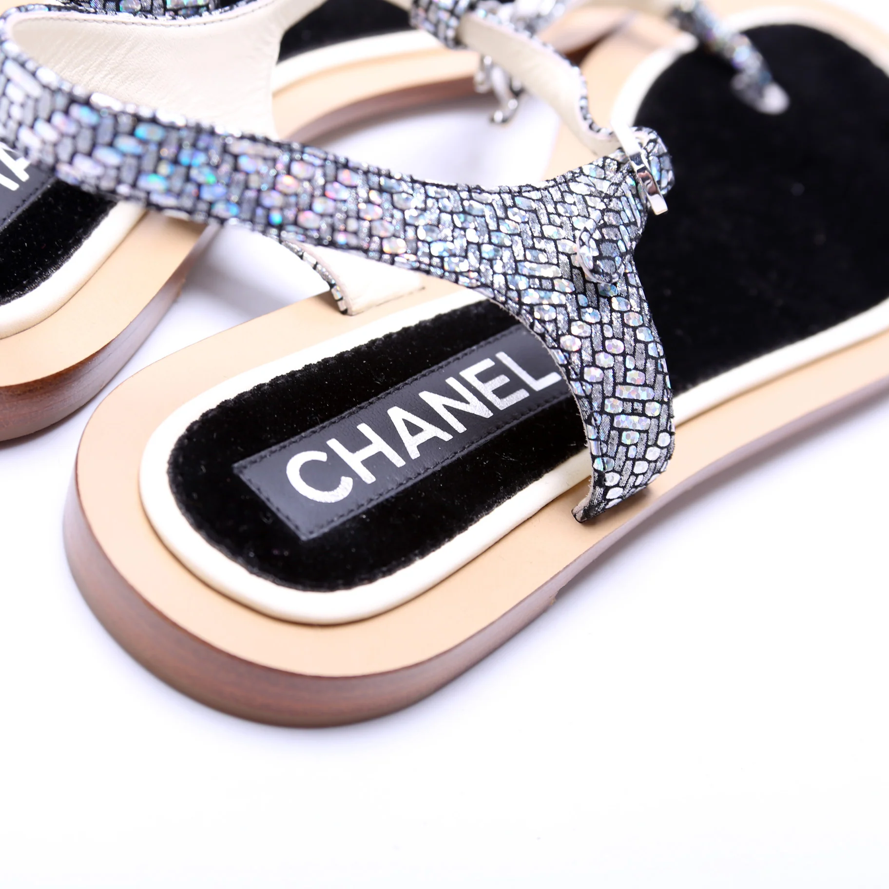 CC T Strap Sandals Size 39 - Image 5