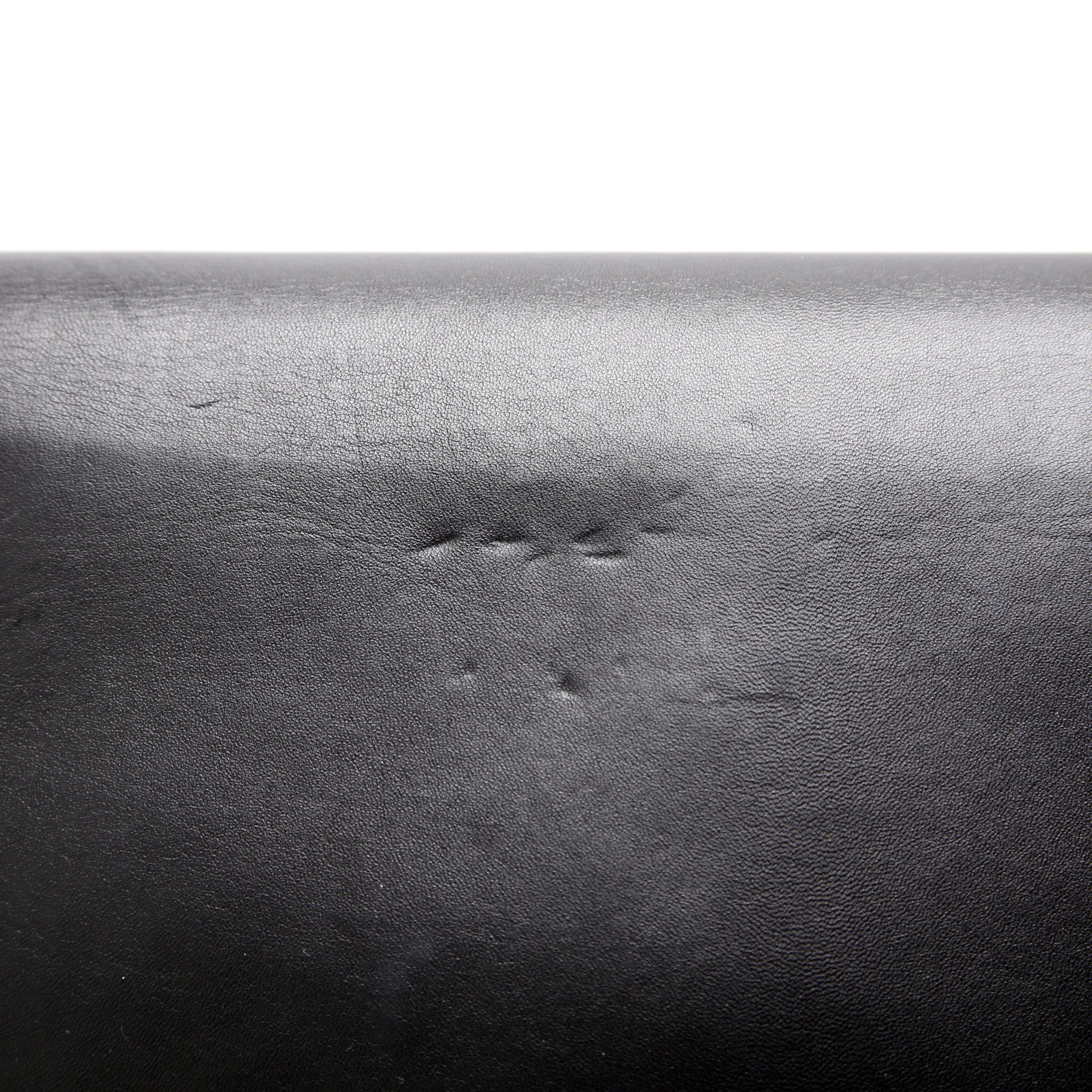 CC Unchained Clutch Lambskin - Image 6