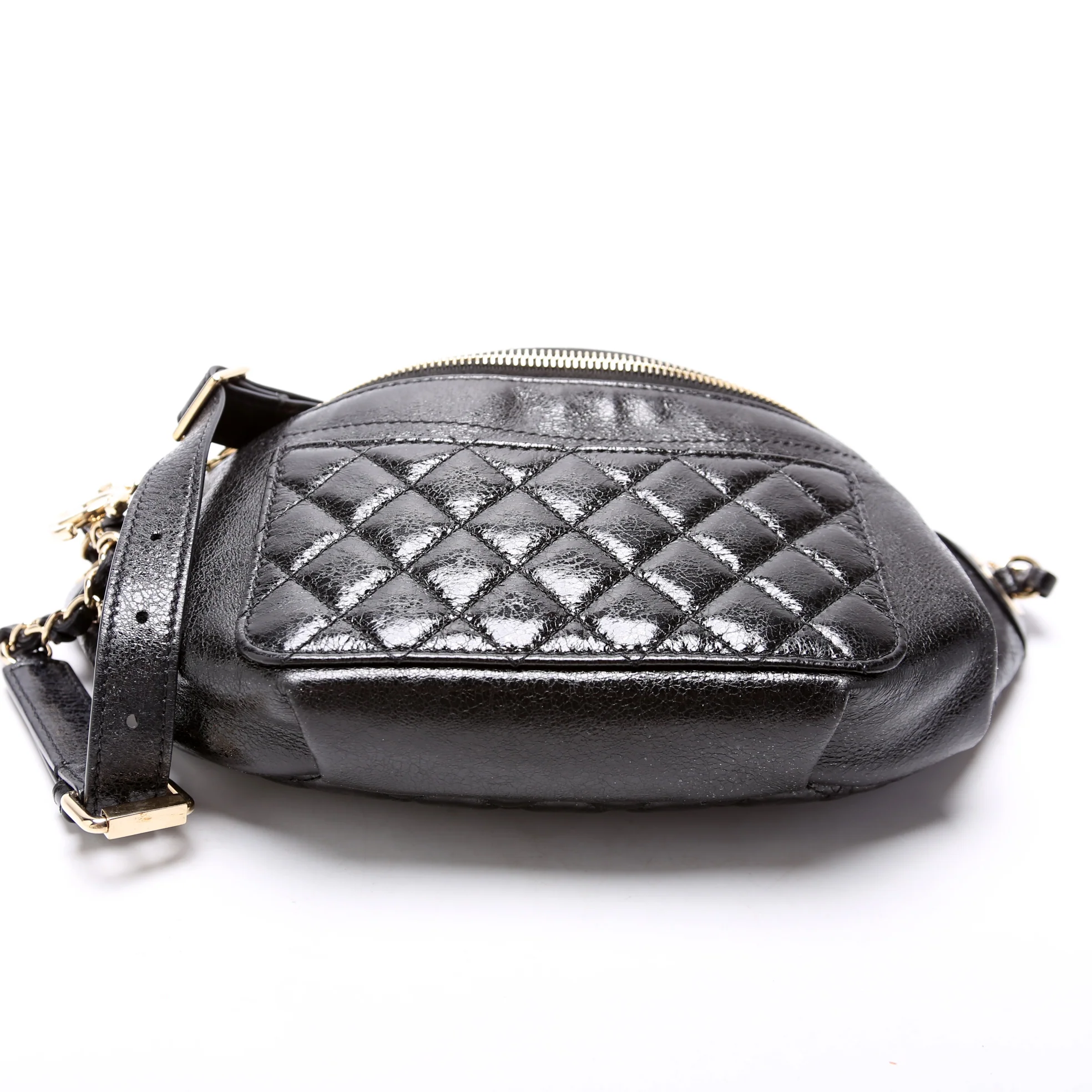 CC Waist Bag Quilted Crumpled Glazed Lambskin 25M - Image 4