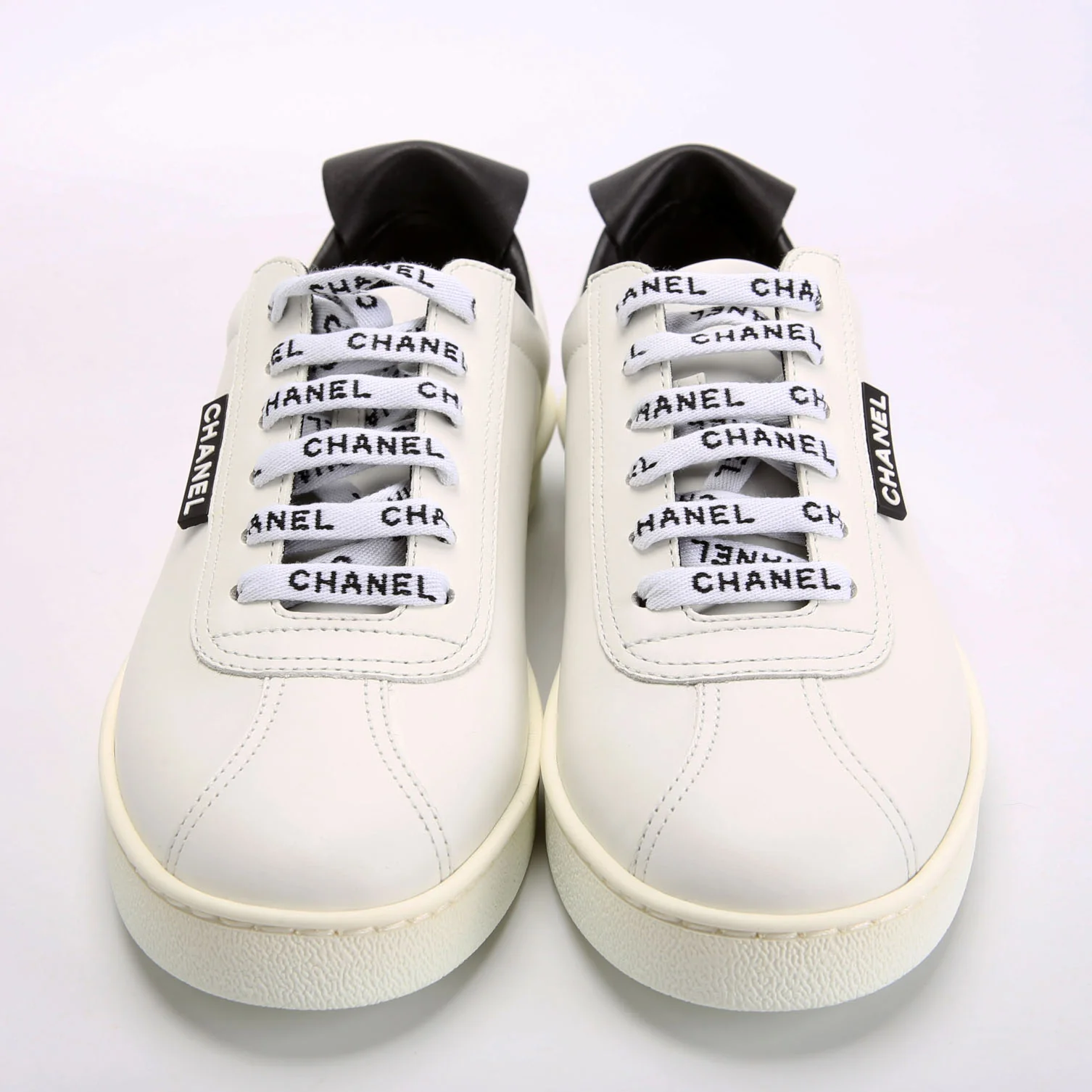 CC Weekender Leather Sneakers Size 37.5 - Image 2