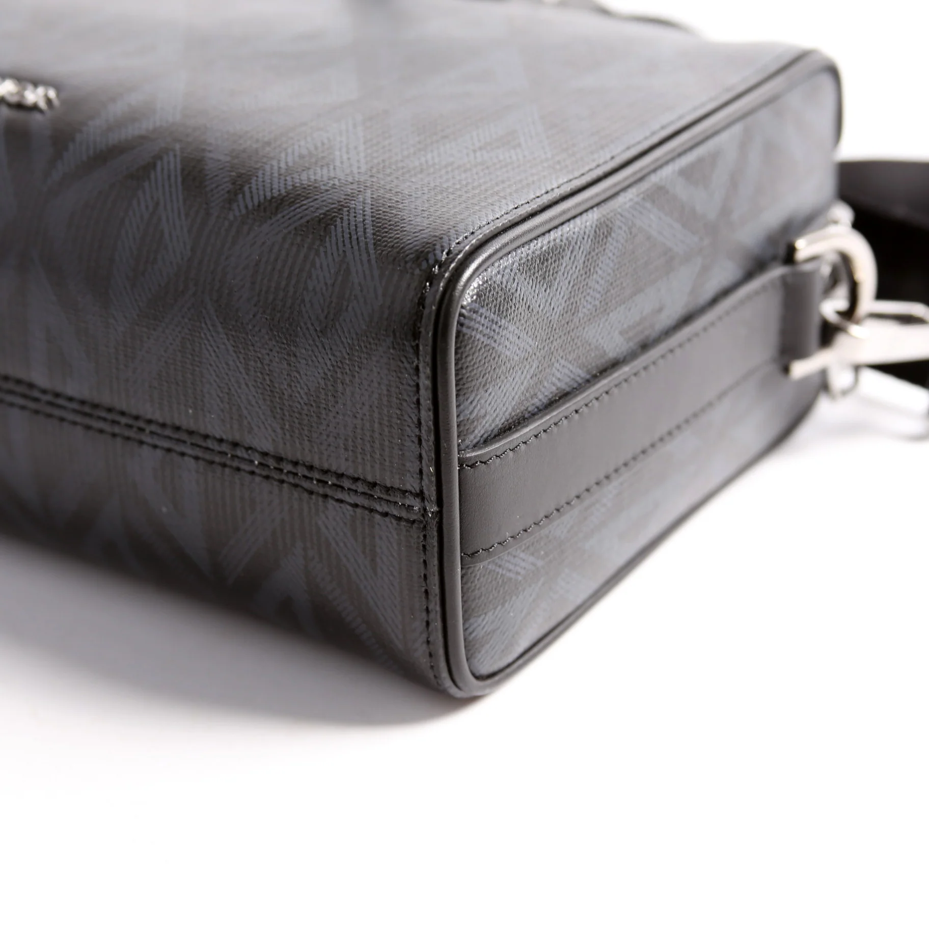 CD Diamond Coated Canvas Lingot 22 Bag Black - Image 7