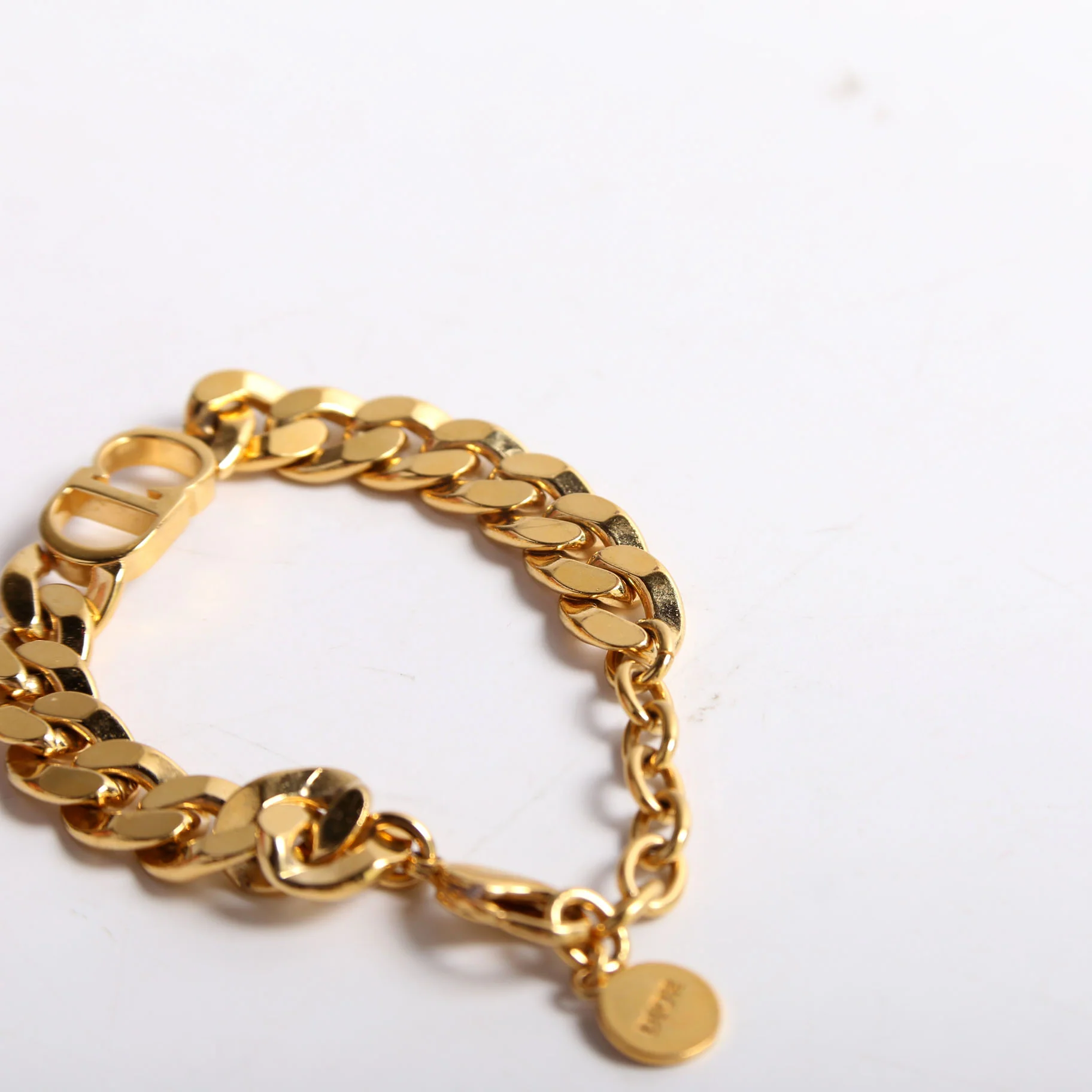 CD Logo Danseuse Etoile Link Bracelet Gold - Image 5