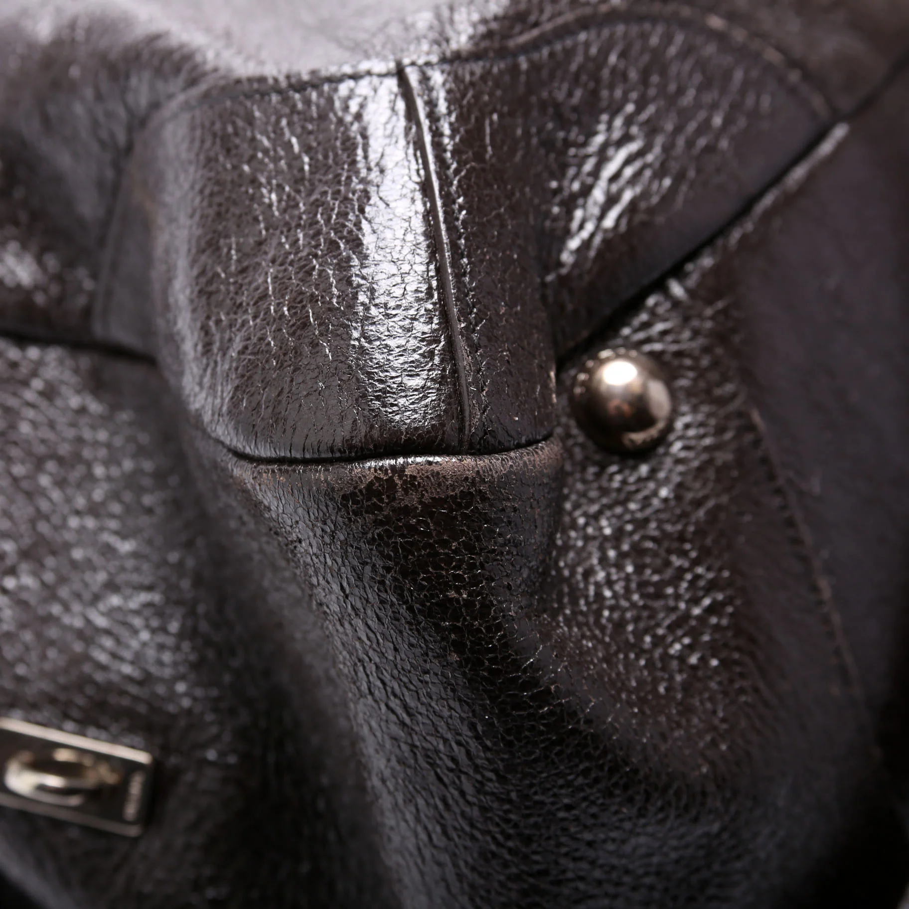 Cervo Lux Chain Shoulder Bag Brown - Image 5