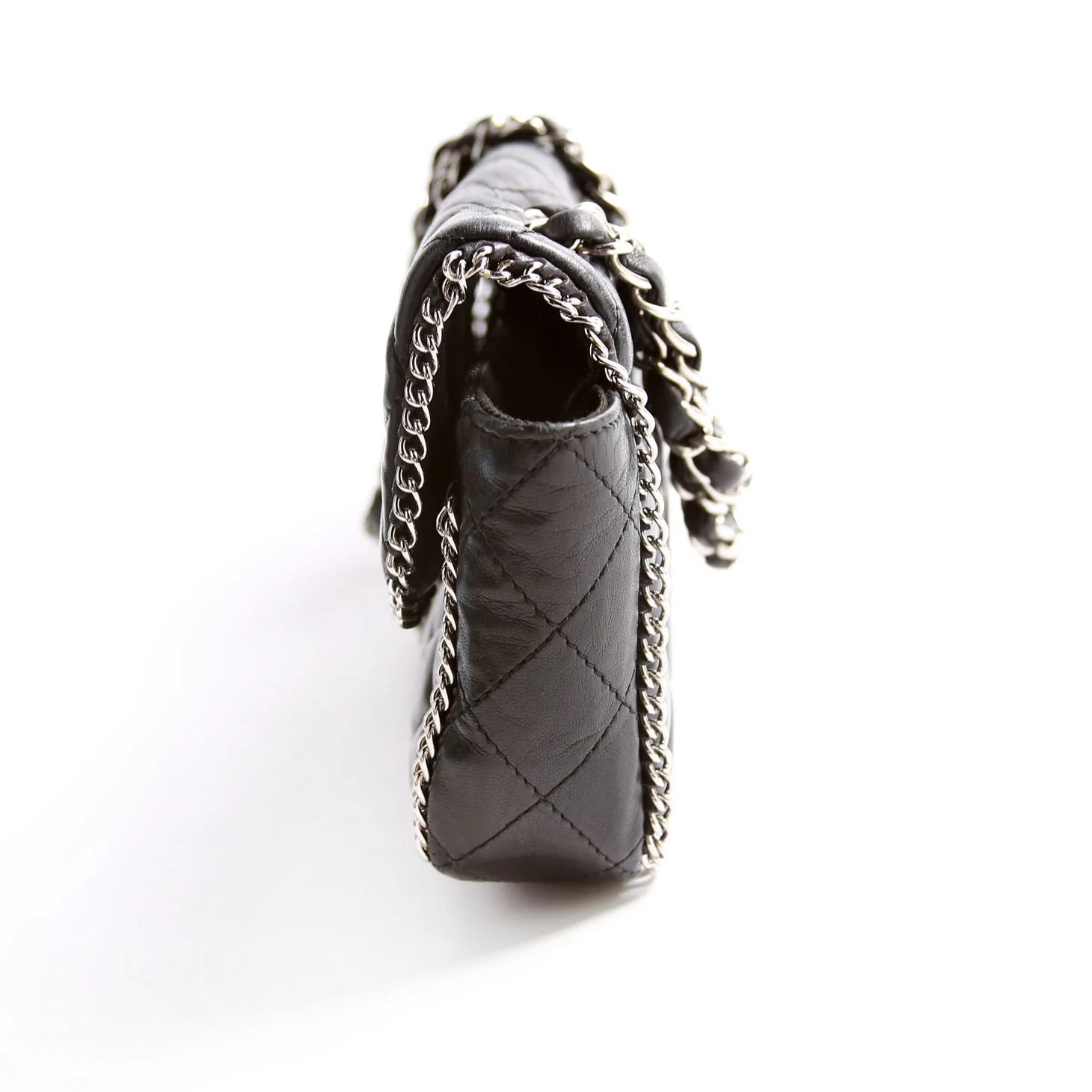 Chain Around East/West Flap Bag Lambskin 11M Black - Image 4
