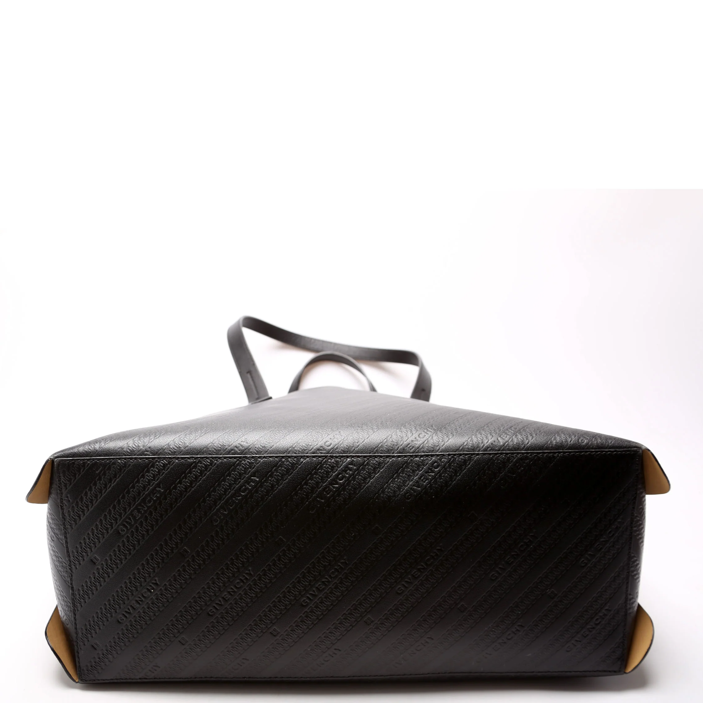 Chain Emb Bond Shopper Medium Calfskin Black - Image 4