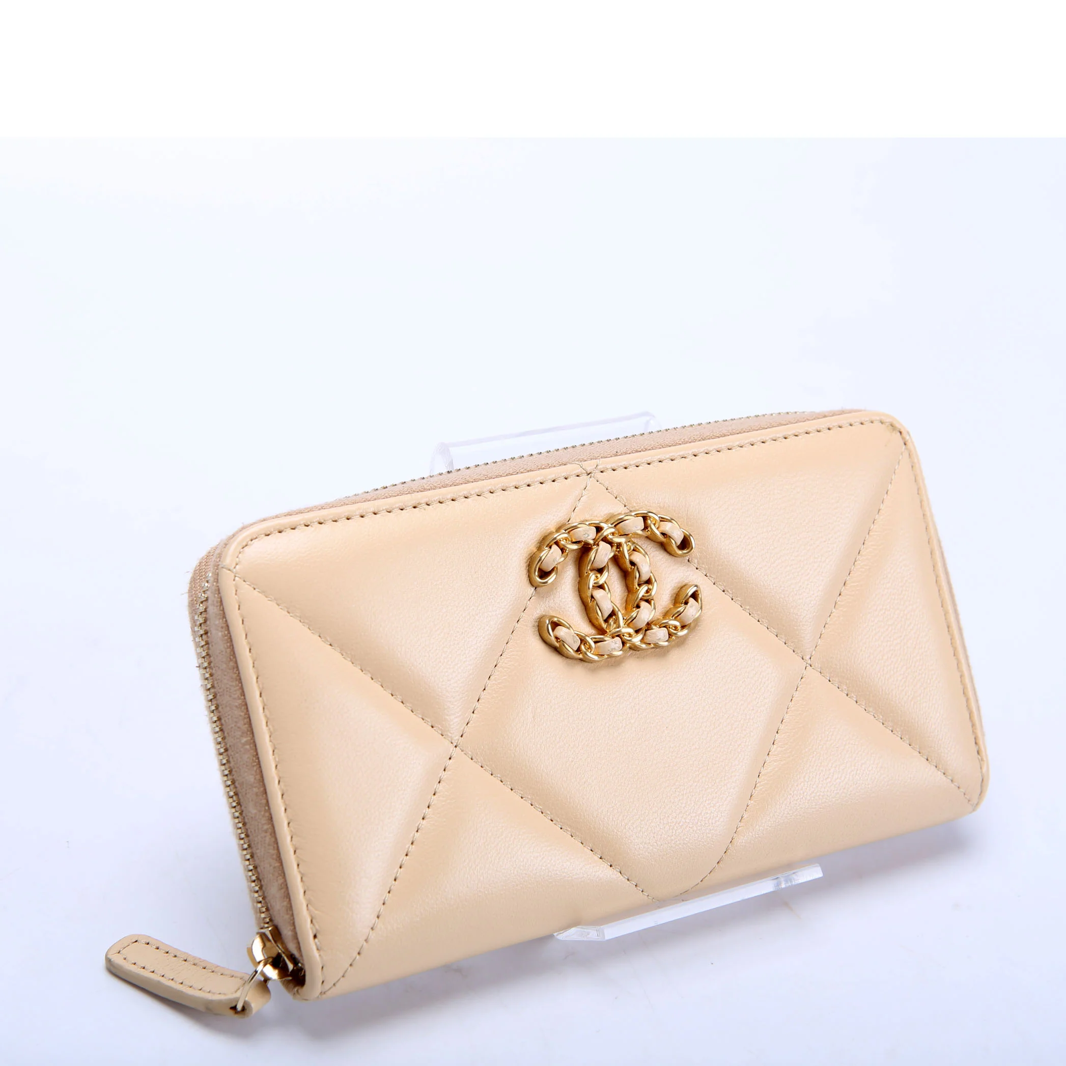 Chanel 19 Quilted Goatskin Long Zip Around Wallet Tan - Image 2