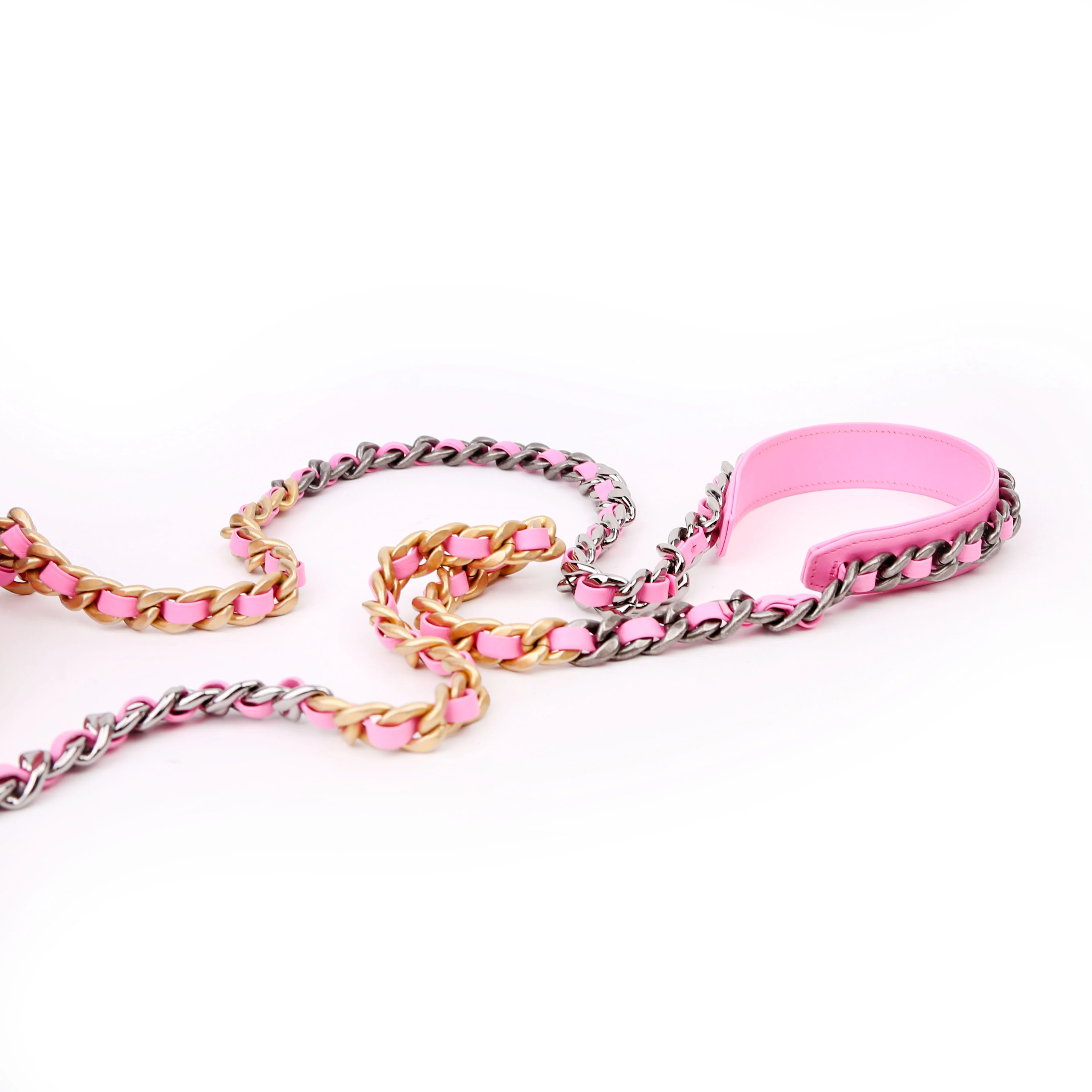 Chanel 19 Round Clutch Denim 31M Pink - Image 10