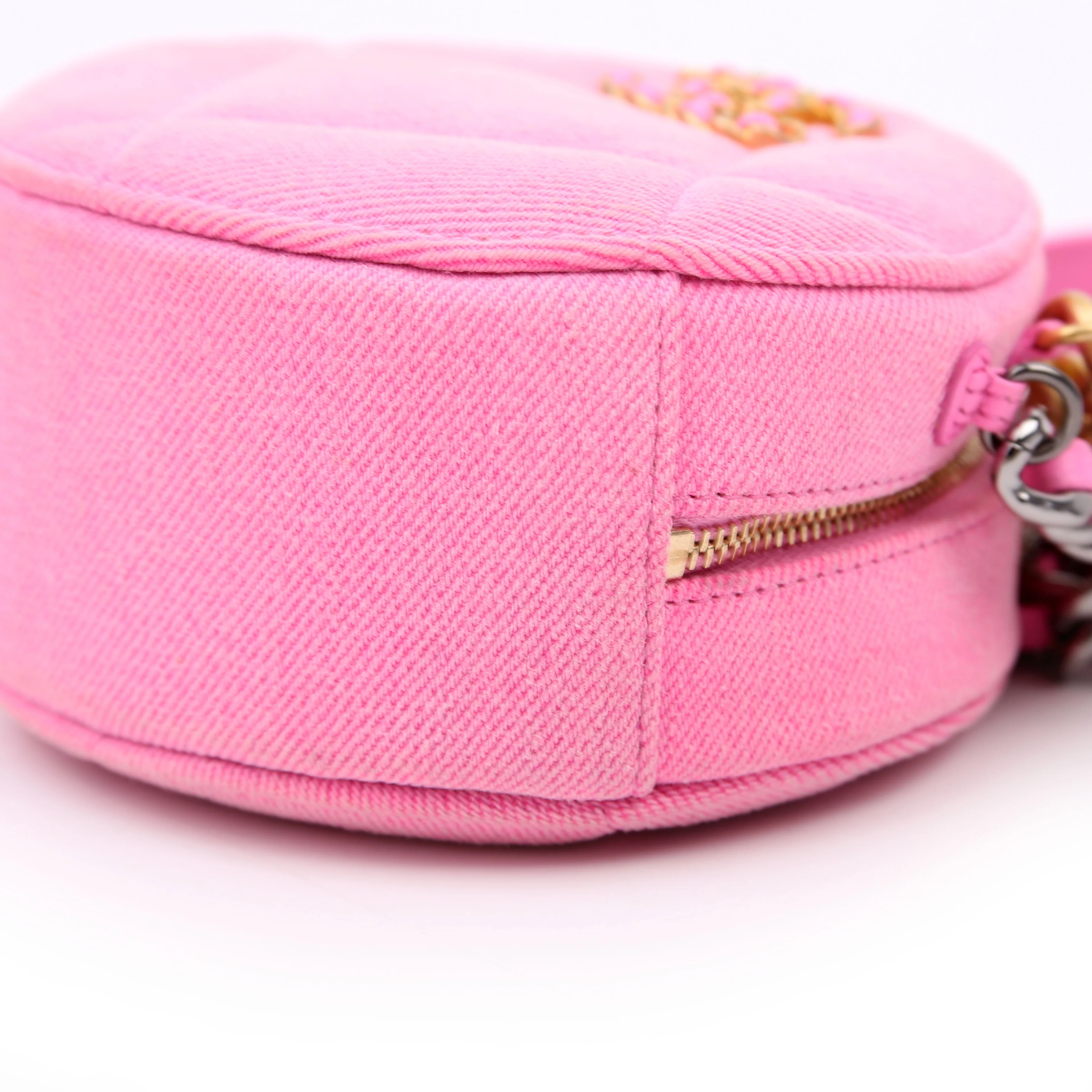 Chanel 19 Round Clutch Denim 31M Pink - Image 7