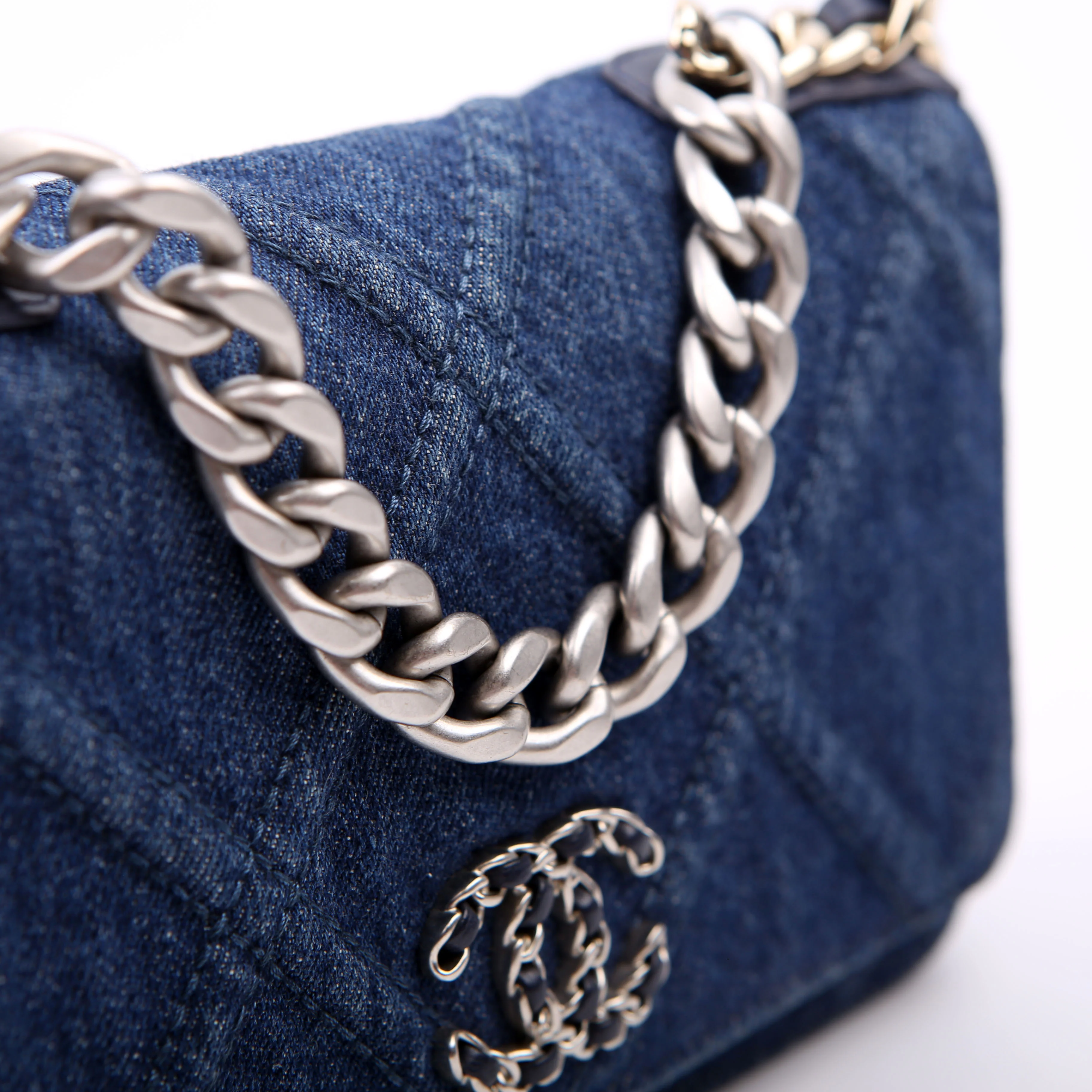 Chanel 19 WOC Quilted Denim RFID - Image 9