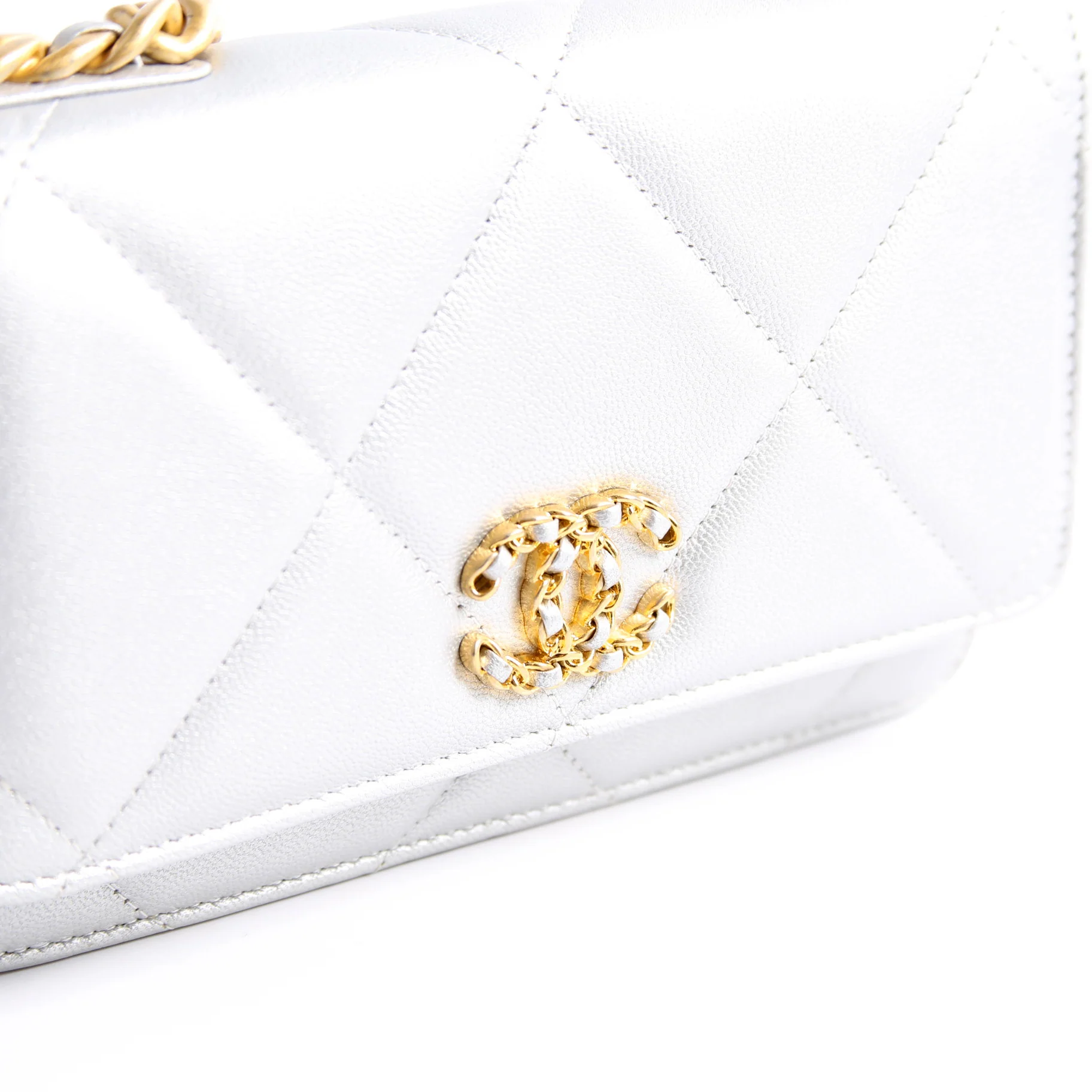 Chanel 19 WOC Quilted Lambskin 30M Silver - Image 8