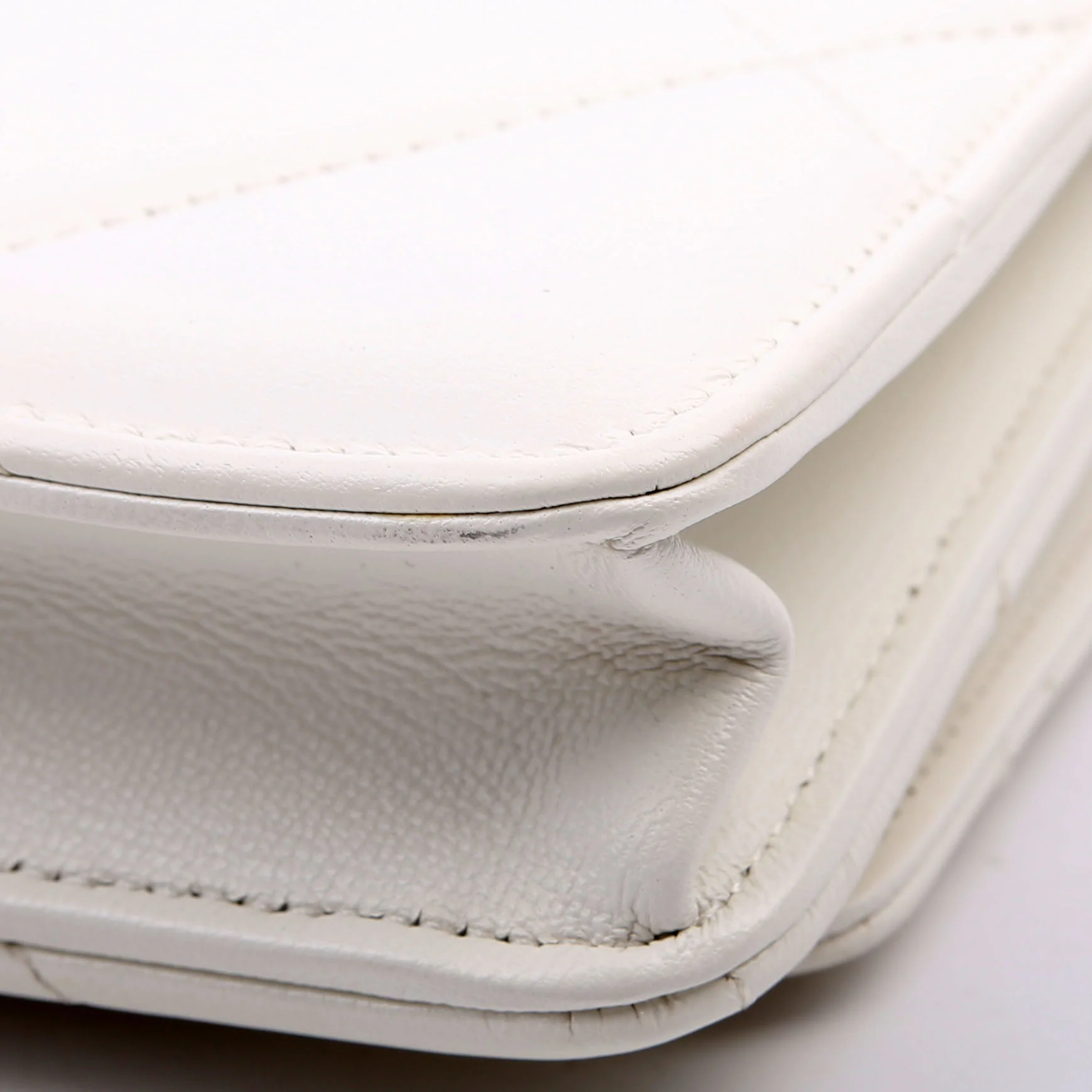 Chanel 19 WOC Quilted Lambskin 30M White - Image 8